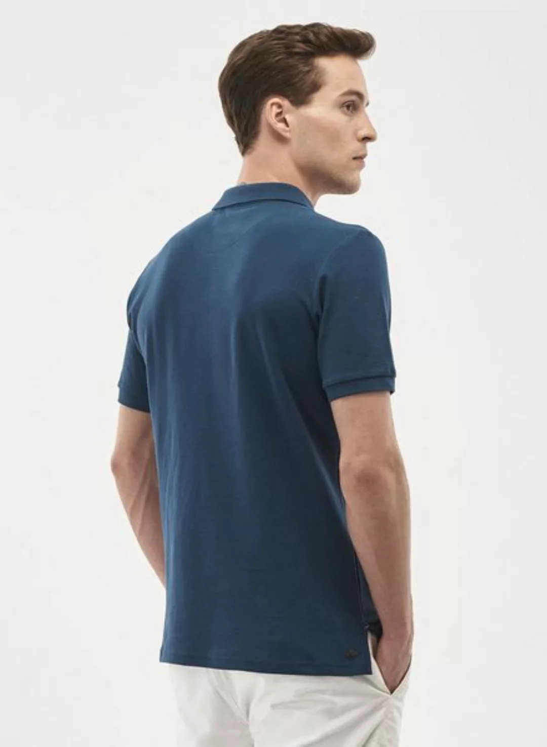Slim-fit Poloshirt Aus Bio-baumwolle Mit Kontrast Streifen günstig online kaufen