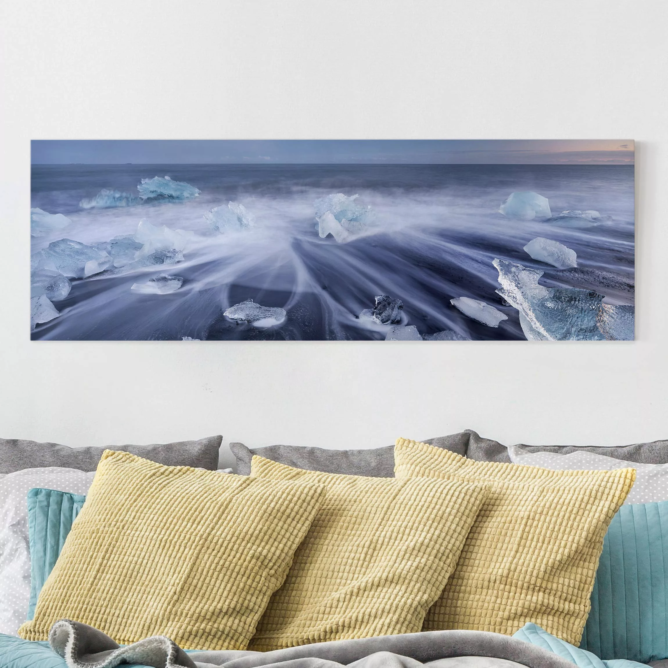 Leinwandbild Natur & Landschaft - Panorama Eisbrocken am Strand Ostisland günstig online kaufen