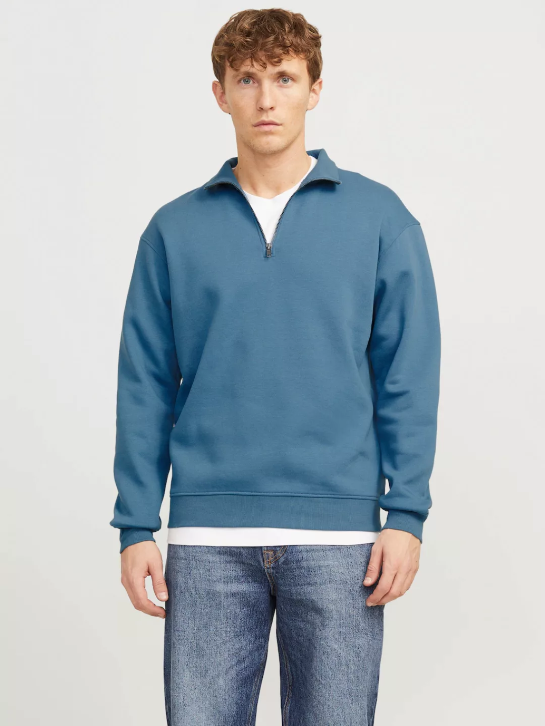 Jack & Jones Sweatshirt "JJEBRADLEY SWEAT HALF ZIP NOOS", mit Troyer Kragen günstig online kaufen