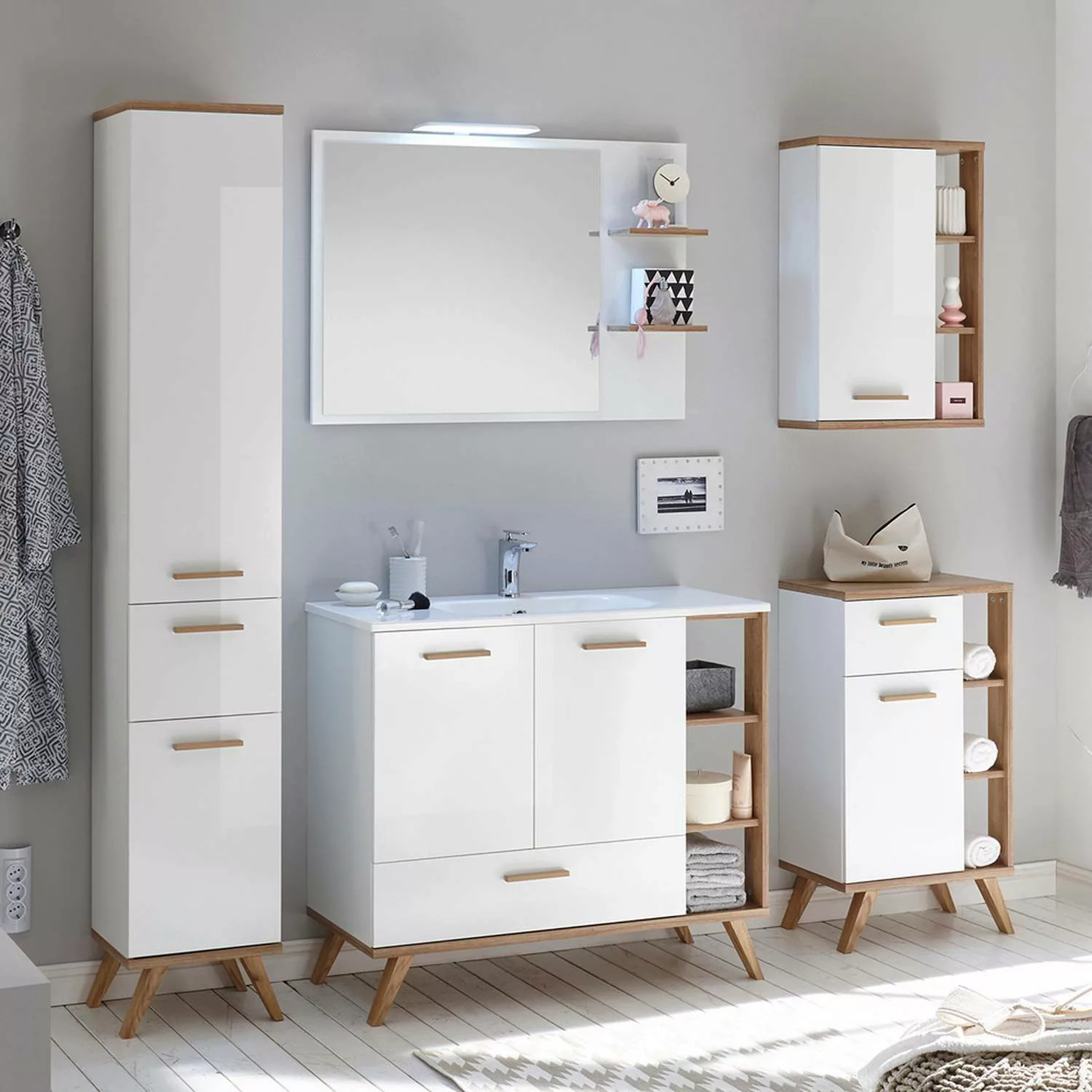 Badezimmer Möbel MALANJE-66 Set in weiß glänzend & Riviera Eiche quer Nb., günstig online kaufen