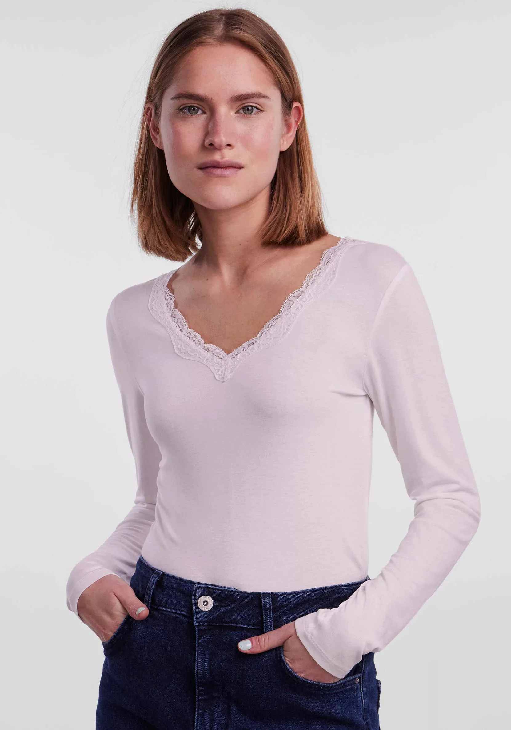 pieces V-Shirt PCBARBERA LS LACE TOP NOOS BC günstig online kaufen