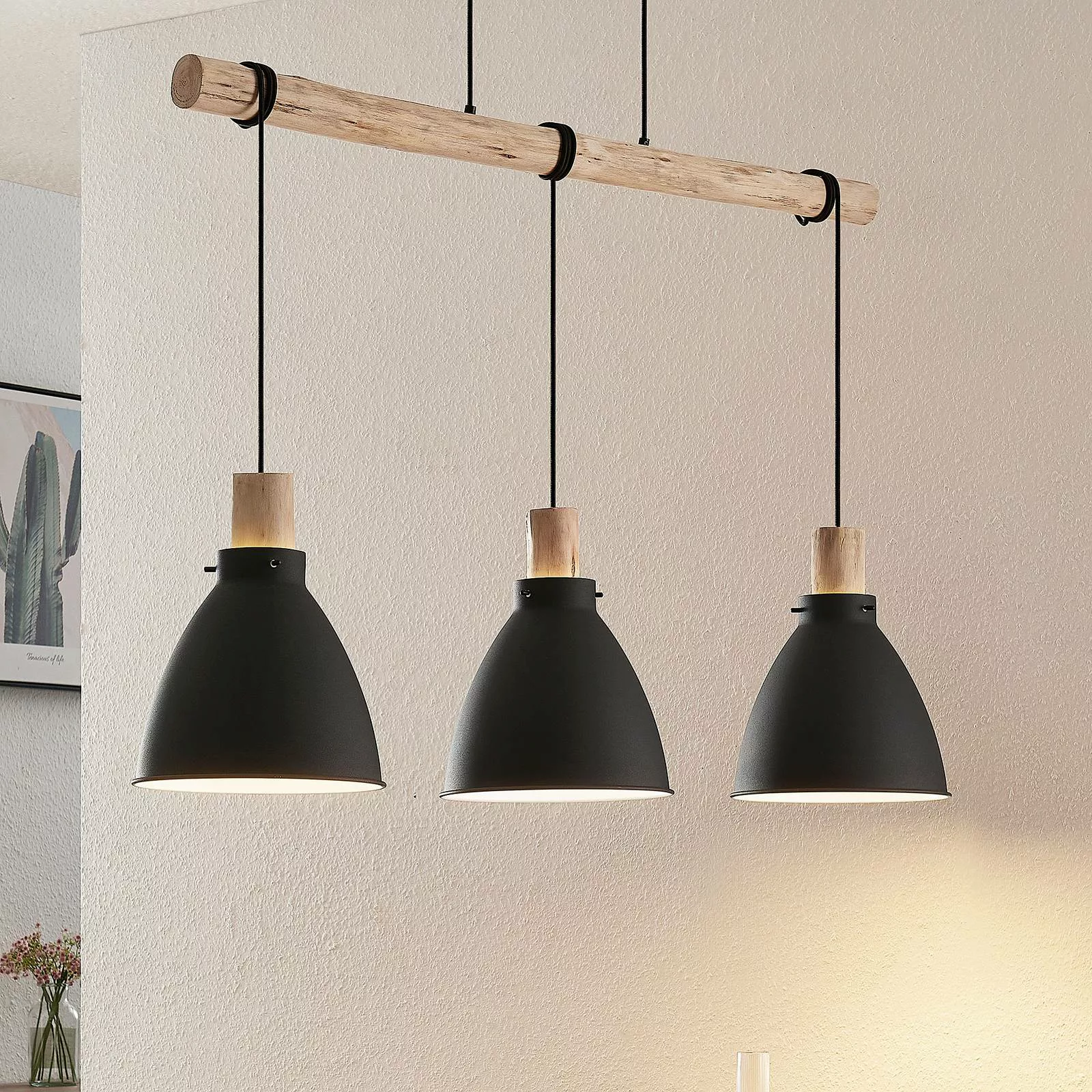 Lindby Hängeleuchte Trebale, E27, Ø 28 cm, 3-flammig, Holz günstig online kaufen