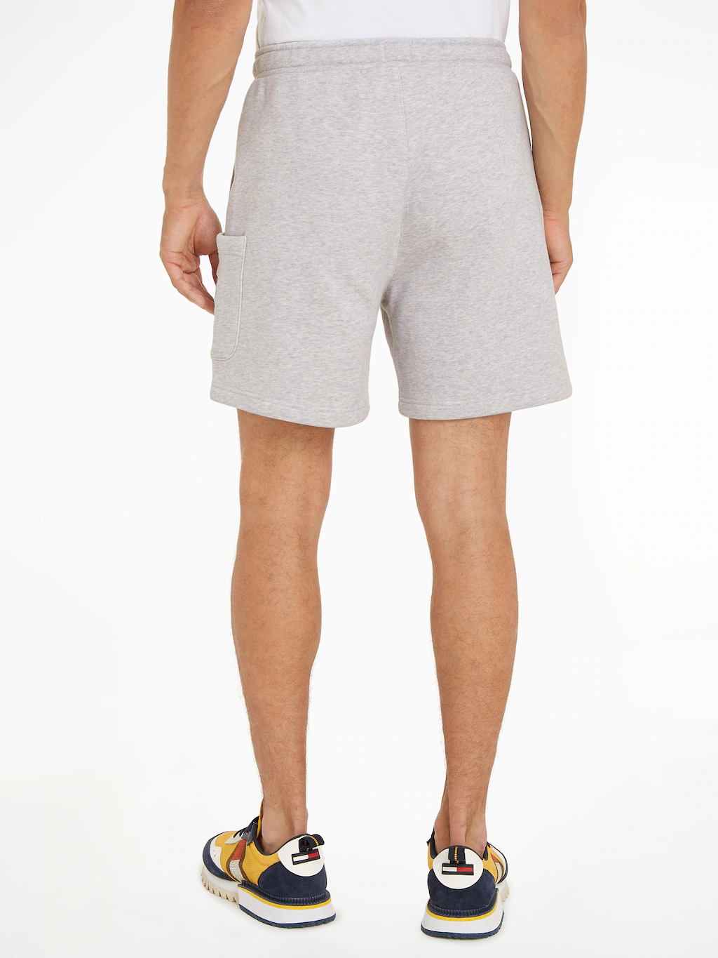 Tommy Jeans Cargoshorts TJM BADGE CARGO SHORT mit Seitentasche günstig online kaufen