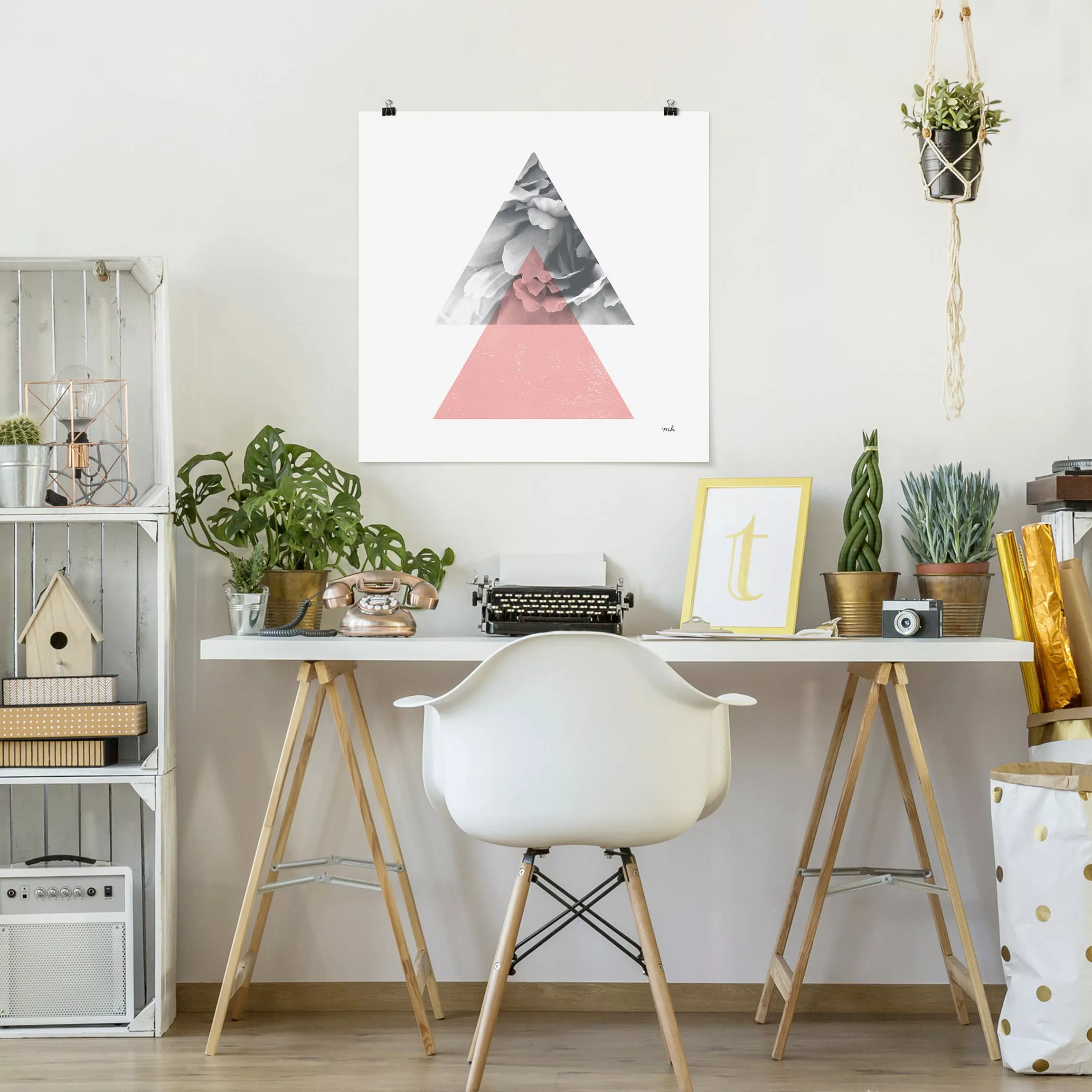 Poster Dreiecke mit Blüte günstig online kaufen