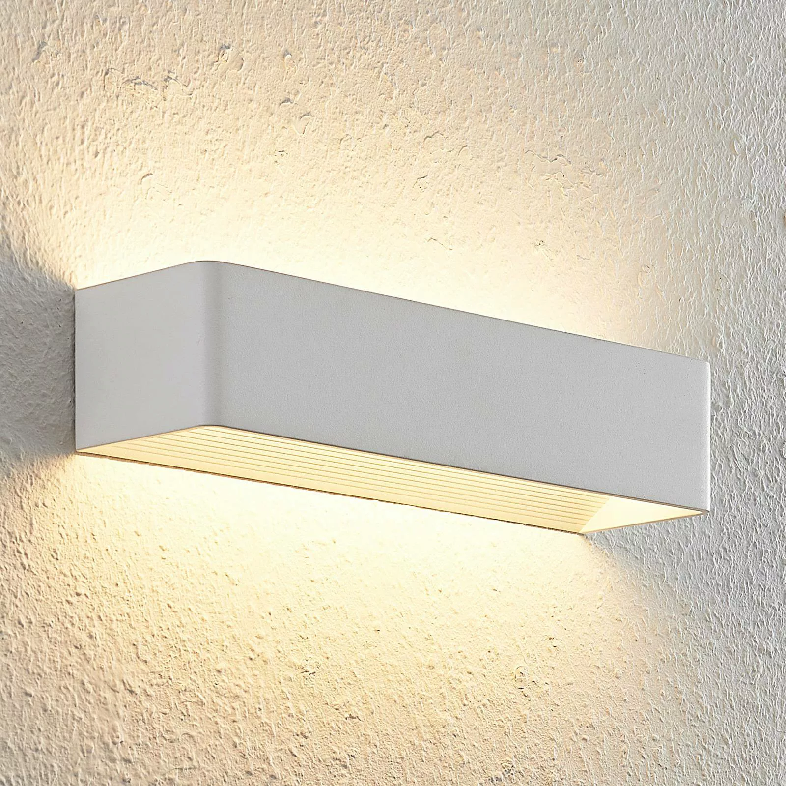 Arcchio Karam LED-Wandleuchte, 36,5 cm, weiß günstig online kaufen