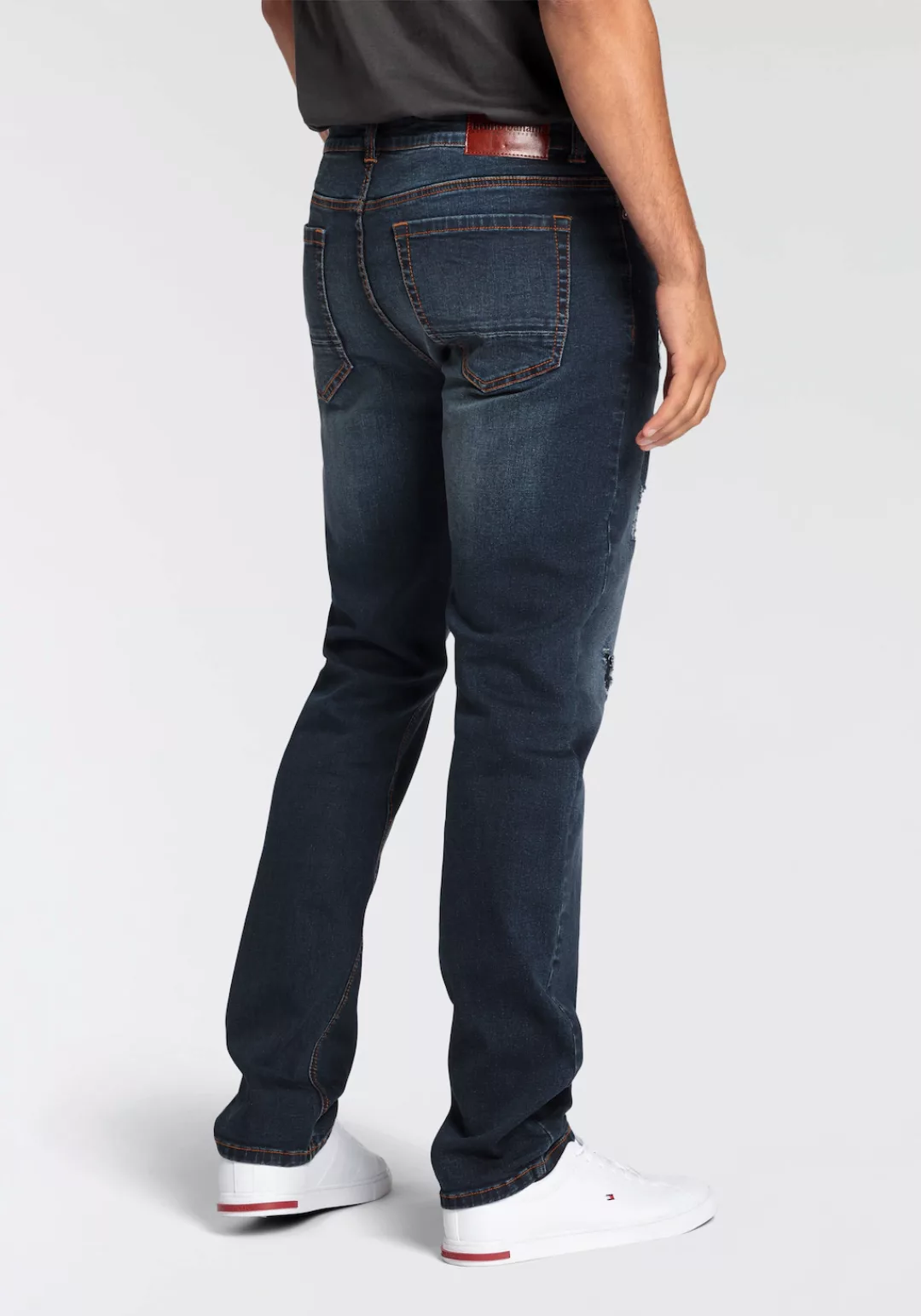 Bruno Banani Straight-Jeans "Hutch", gerade Beinform, teilweise mit modisch günstig online kaufen