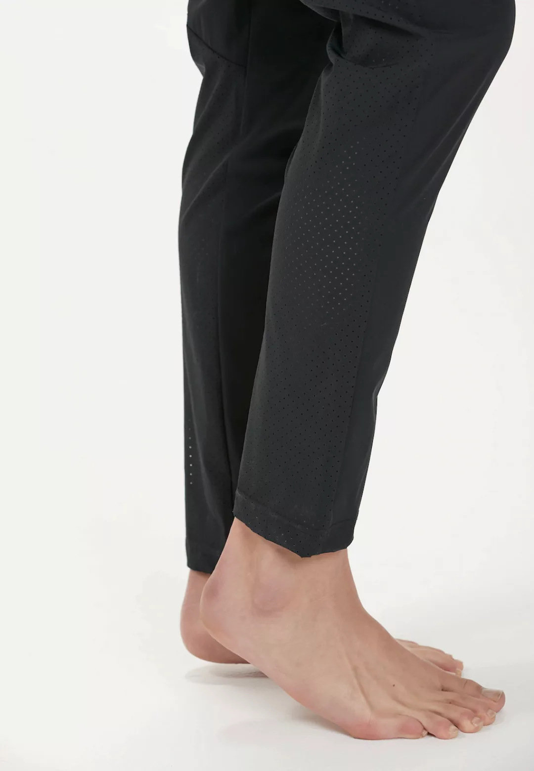 ATHLECIA Sweathose "GOLINA W Training Pants", aus hochwertigem 4-Wege-Funkt günstig online kaufen