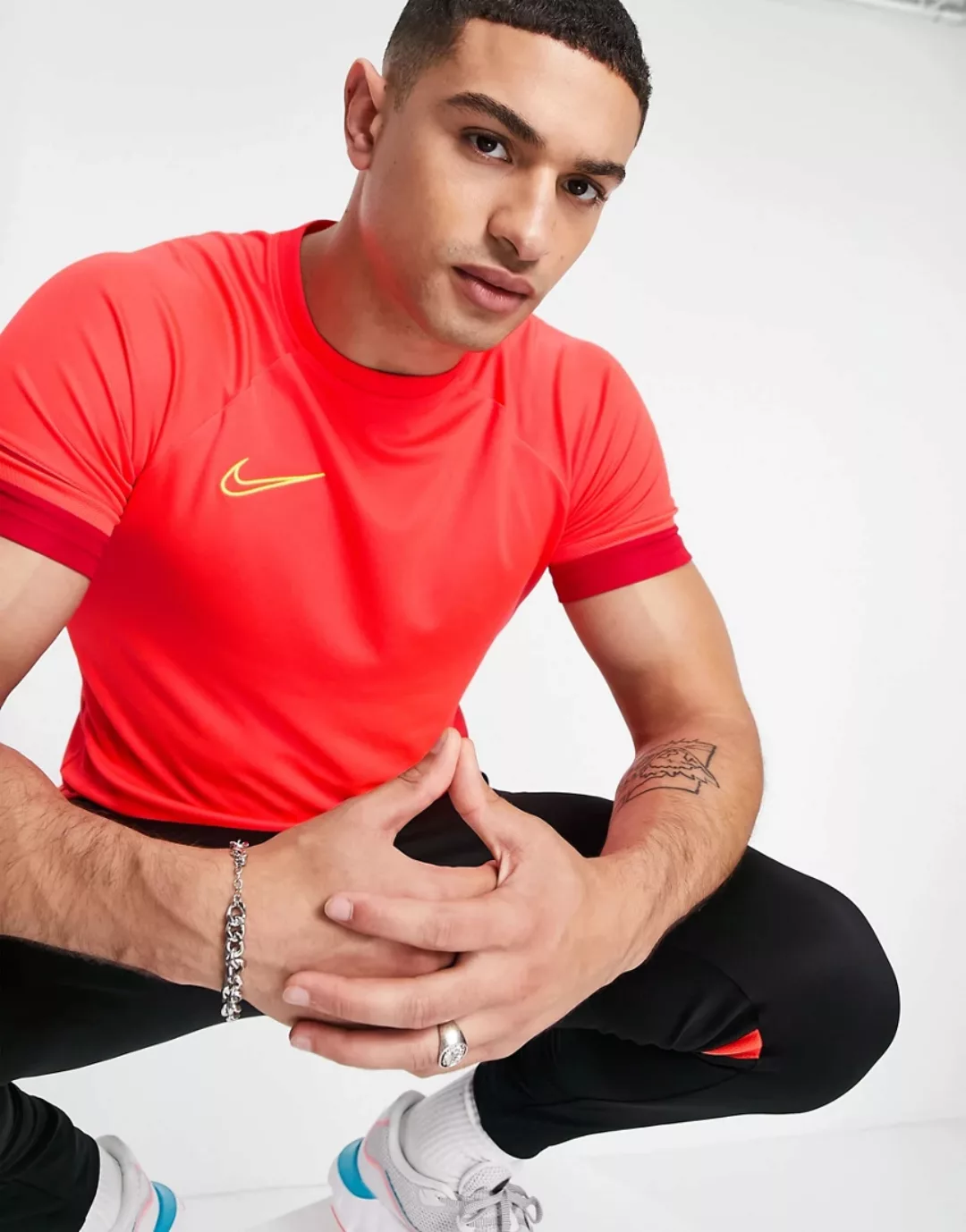 Nike Football – Dri-FIT Academy 21 – T-Shirt in Rot günstig online kaufen