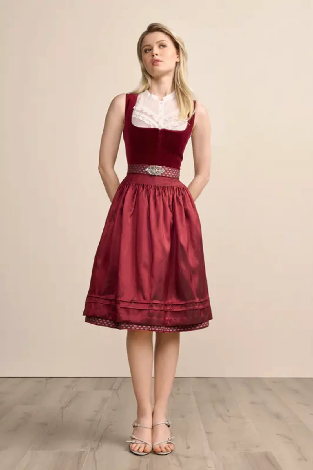 Dirndl VfB-Mädel (65cm) günstig online kaufen