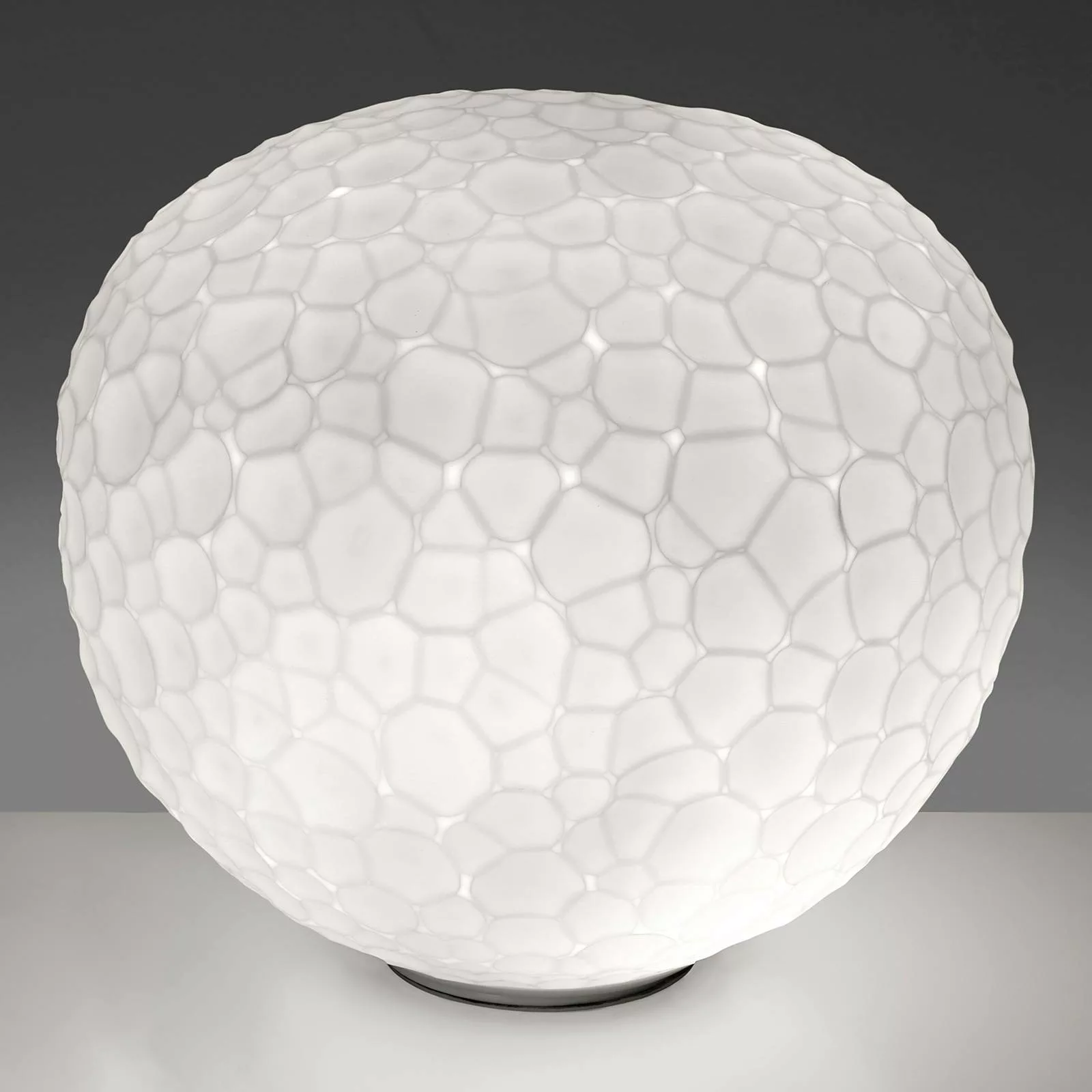 Artemide Meteorite Tischleuchte, E27 Ø 48 cm günstig online kaufen