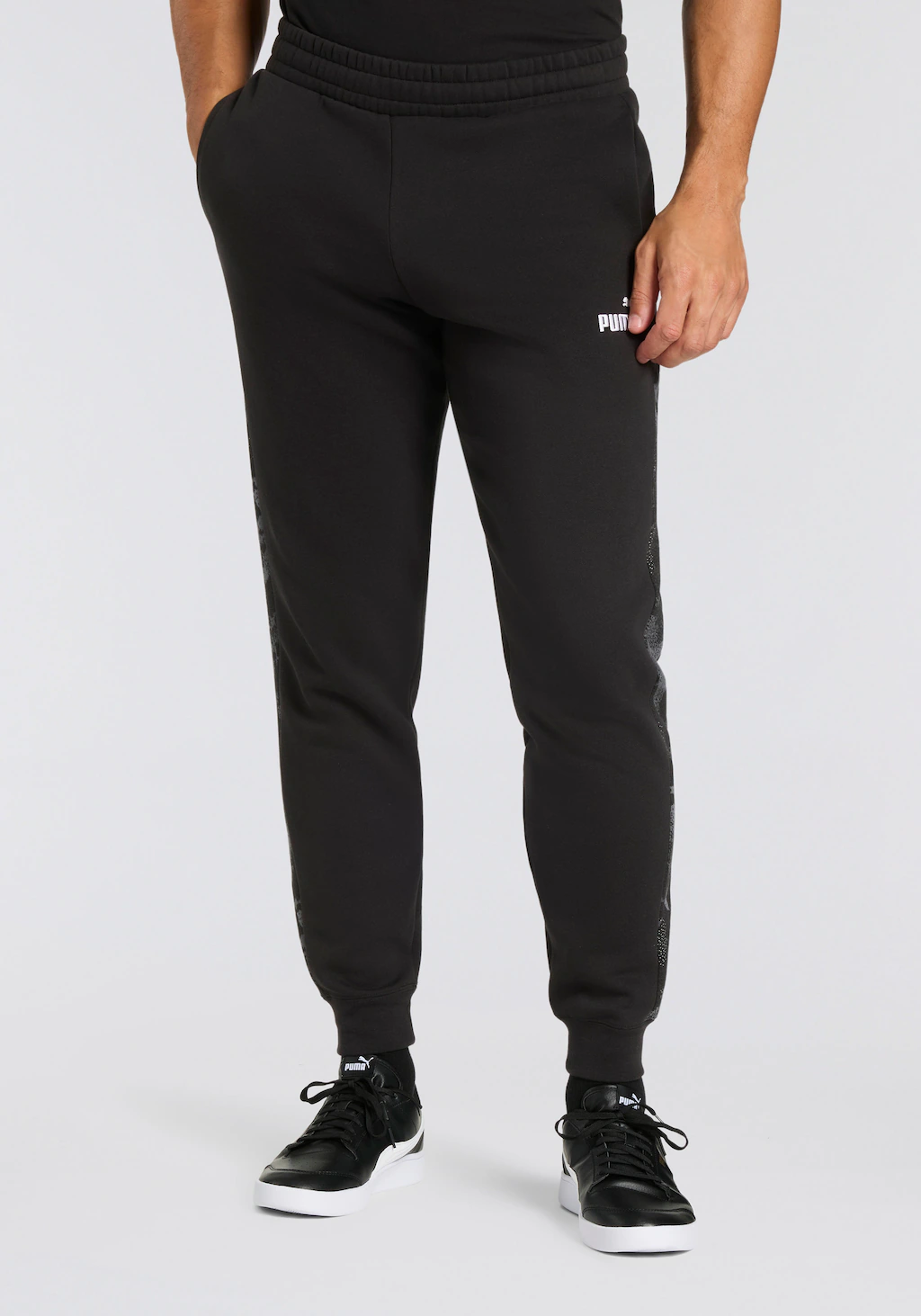 PUMA Trainingshose "ESS CAMO SWEATPANTS FL CL" günstig online kaufen