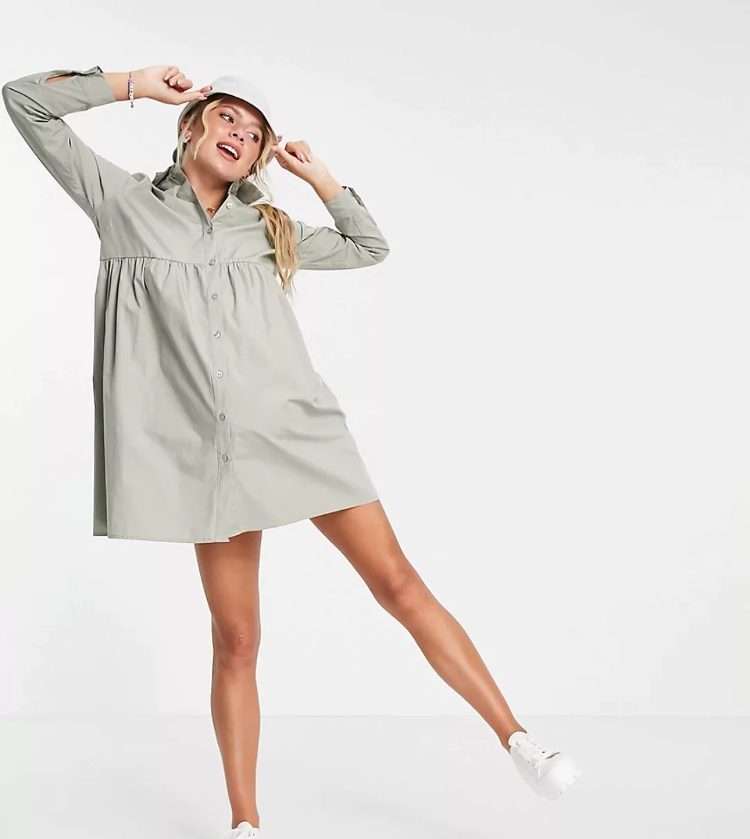 ASOS DESIGN Maternity – Gesmoktes Mini-Hemdkleid aus Baumwolle in Khaki-Grü günstig online kaufen