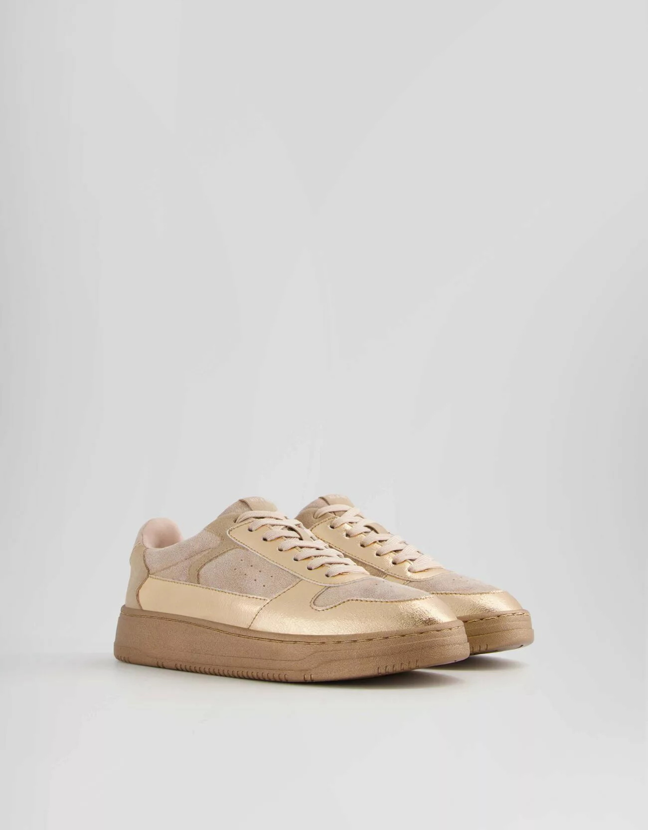 Bershka Metallic-Sneaker Damen 35 Braun günstig online kaufen