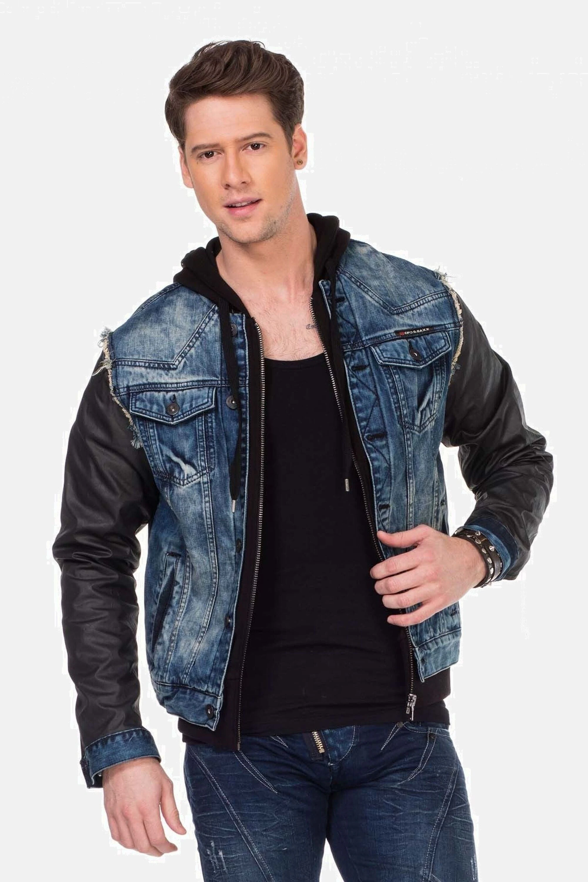 Cipo & Baxx Jeansjacke "Jacke", ohne Kapuze, mit Metall Patch am Oberarm, C günstig online kaufen