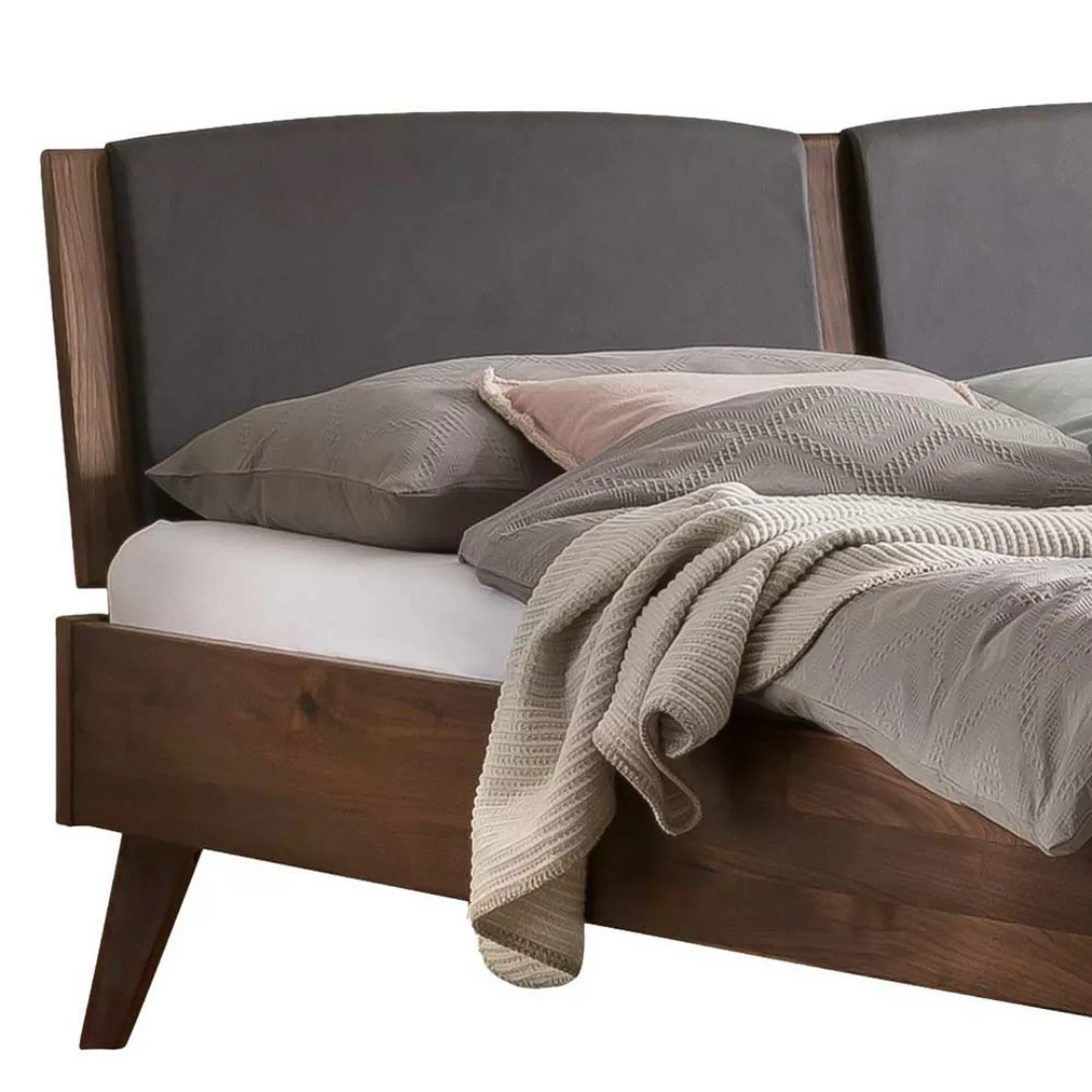 Doppelbett mit Polster Kopfteil aus Nussbaum Massivholz optionale Nachtkons günstig online kaufen