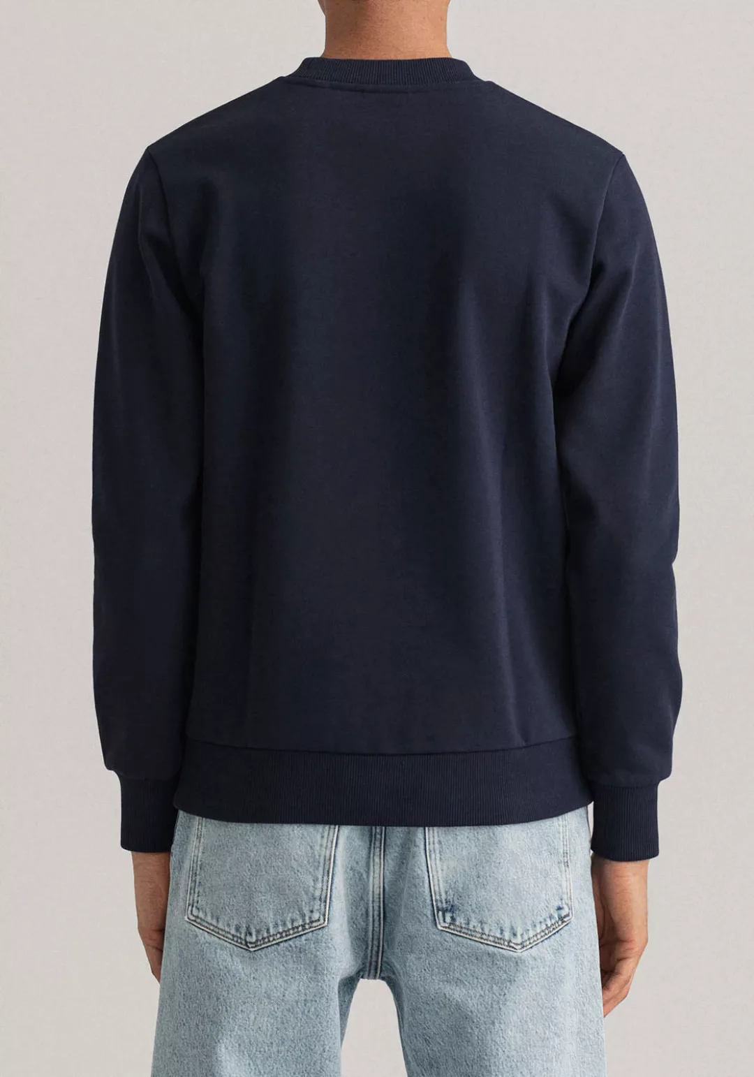 Gant Sweatshirt D1. TONAL ARCHIVE SHIELD C-NECK mit Logostickerei auf der B günstig online kaufen