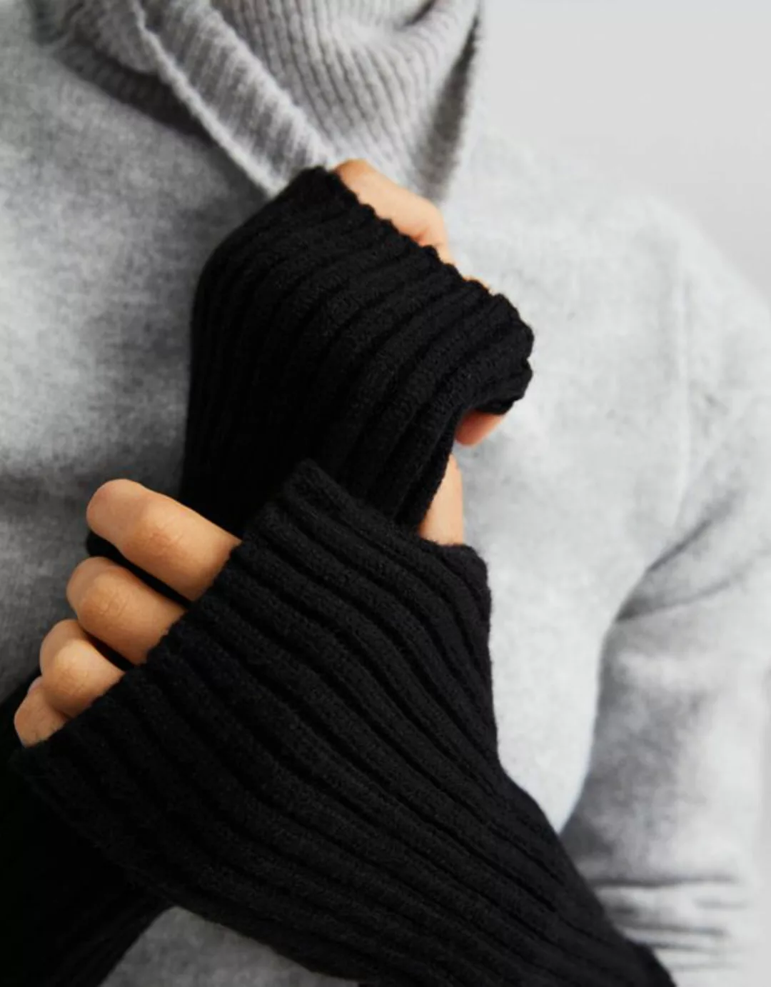 Bershka Lange Fingerlose Handschuhe Damen Schwarz günstig online kaufen