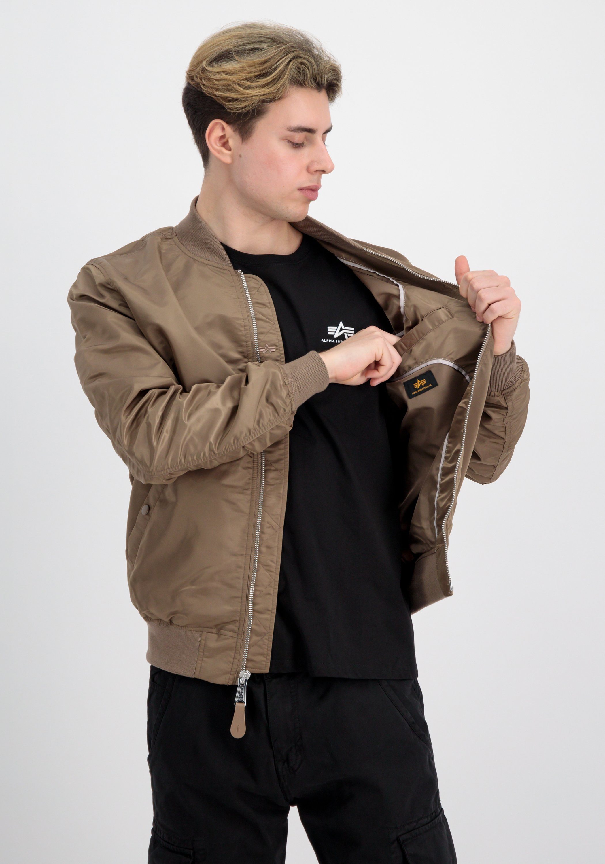 Alpha Industries Bomberjacke "MA-1 VF Light Bomberjacke" günstig online kaufen