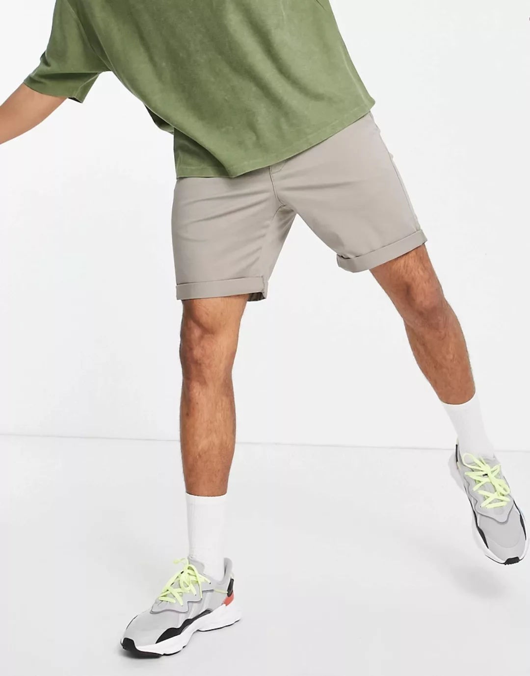 New Look – Graue Chino-Shorts günstig online kaufen