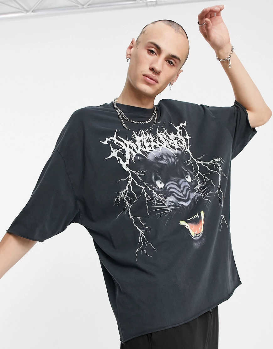 ASOS DESIGN – Oversize-T-Shirt in verwaschenem Schwarz mit Panther-Print vo günstig online kaufen