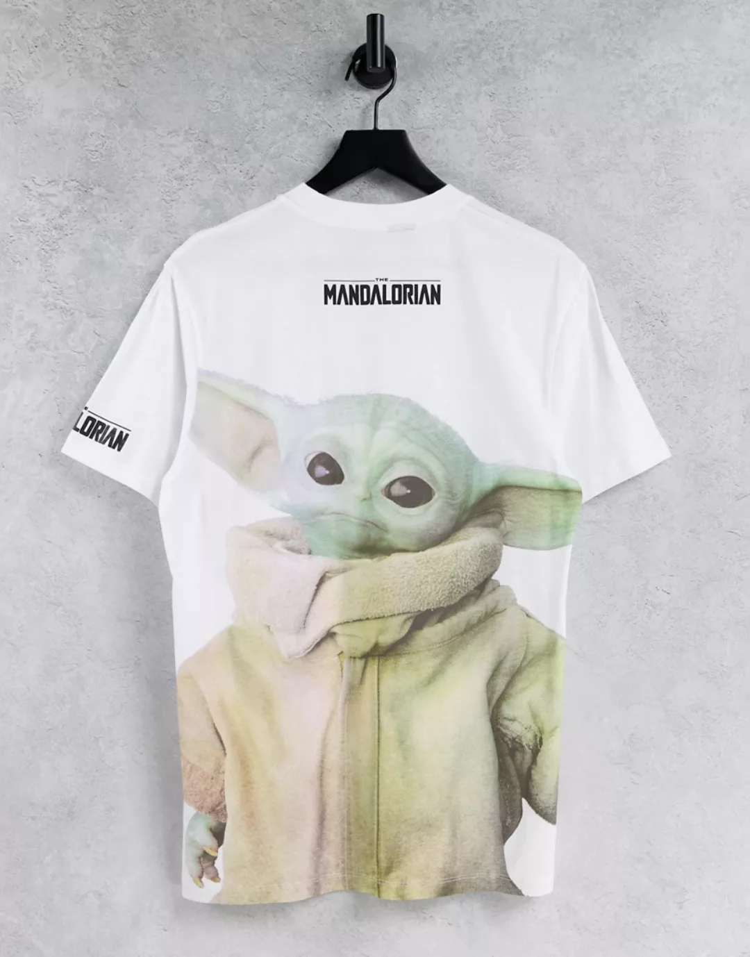 ASOS DESIGN – Oversized-T-Shirt in Weiß mit Star Wars Print und Mandalorian günstig online kaufen