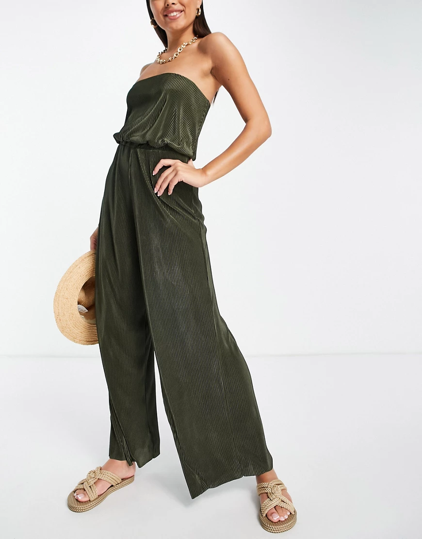 ASOS DESIGN – Plissierter, trägerloser Strand-Jumpsuit in Khaki-Grün günstig online kaufen