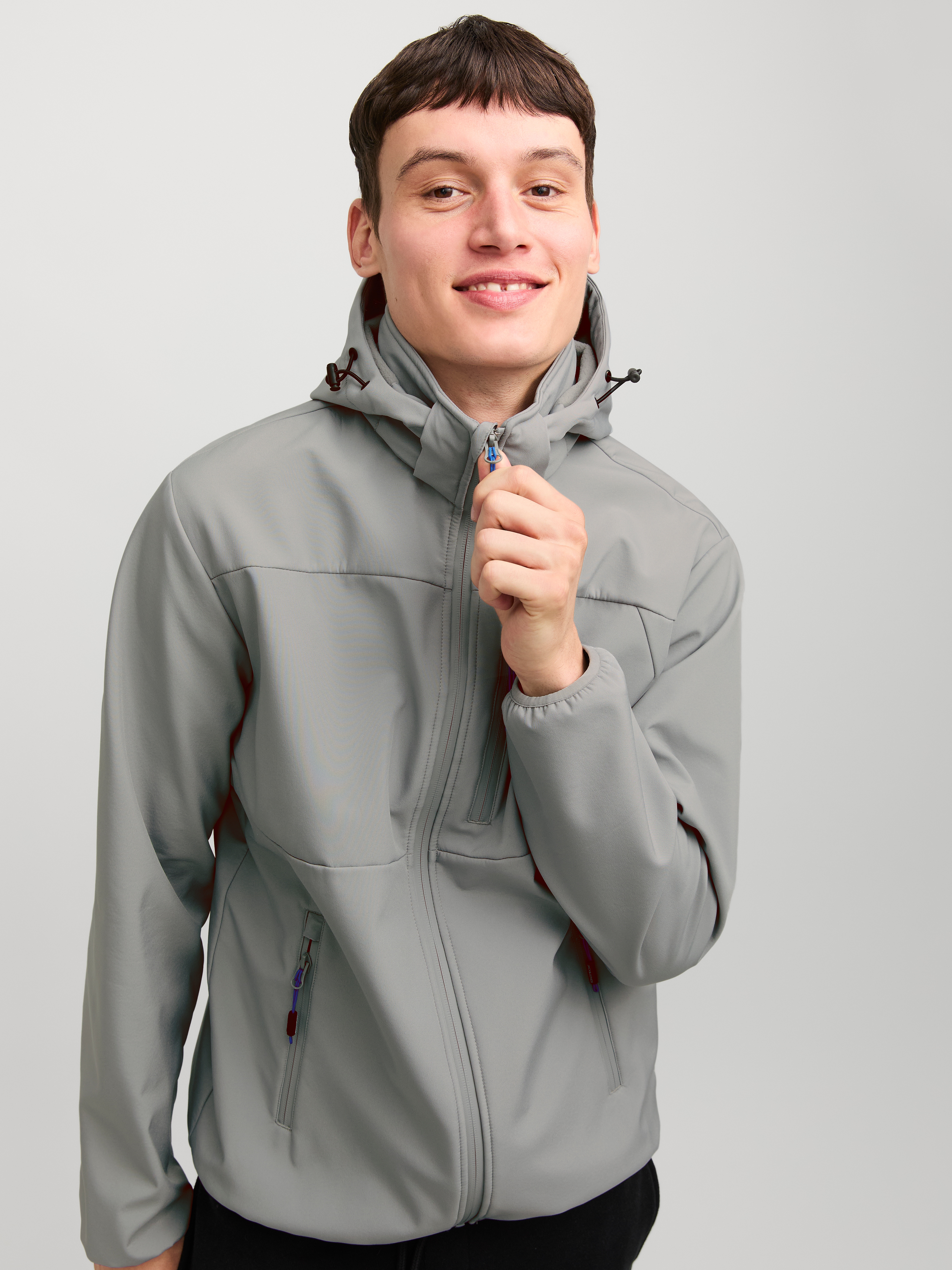 Jack & Jones Softshelljacke "JJTHEO SOFTSHELL JACKET", mit Kapuze günstig online kaufen