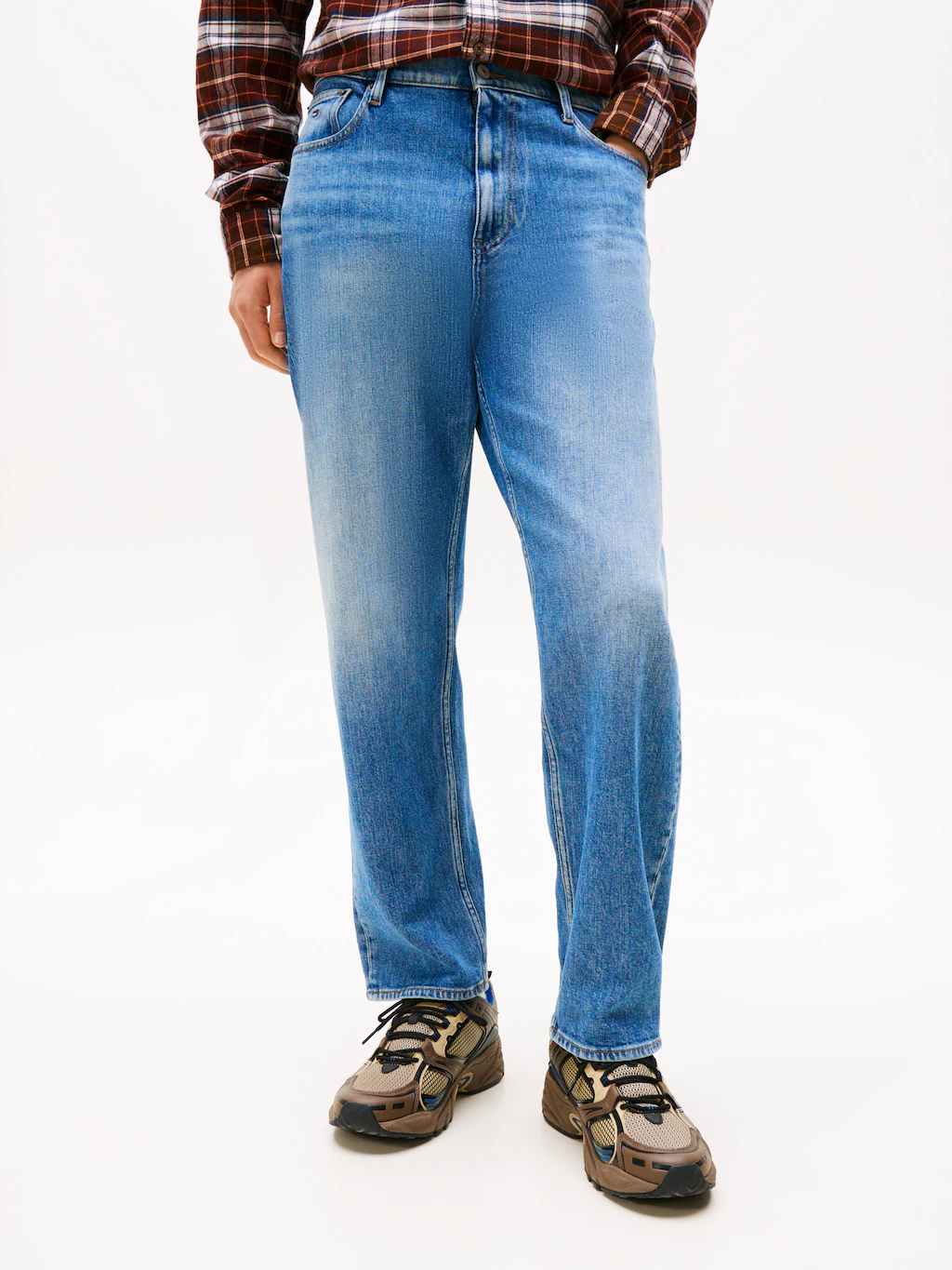 Tommy Jeans 5-Pocket-Jeans "Sonny Regular Tapered", mit dezenter Waschung günstig online kaufen
