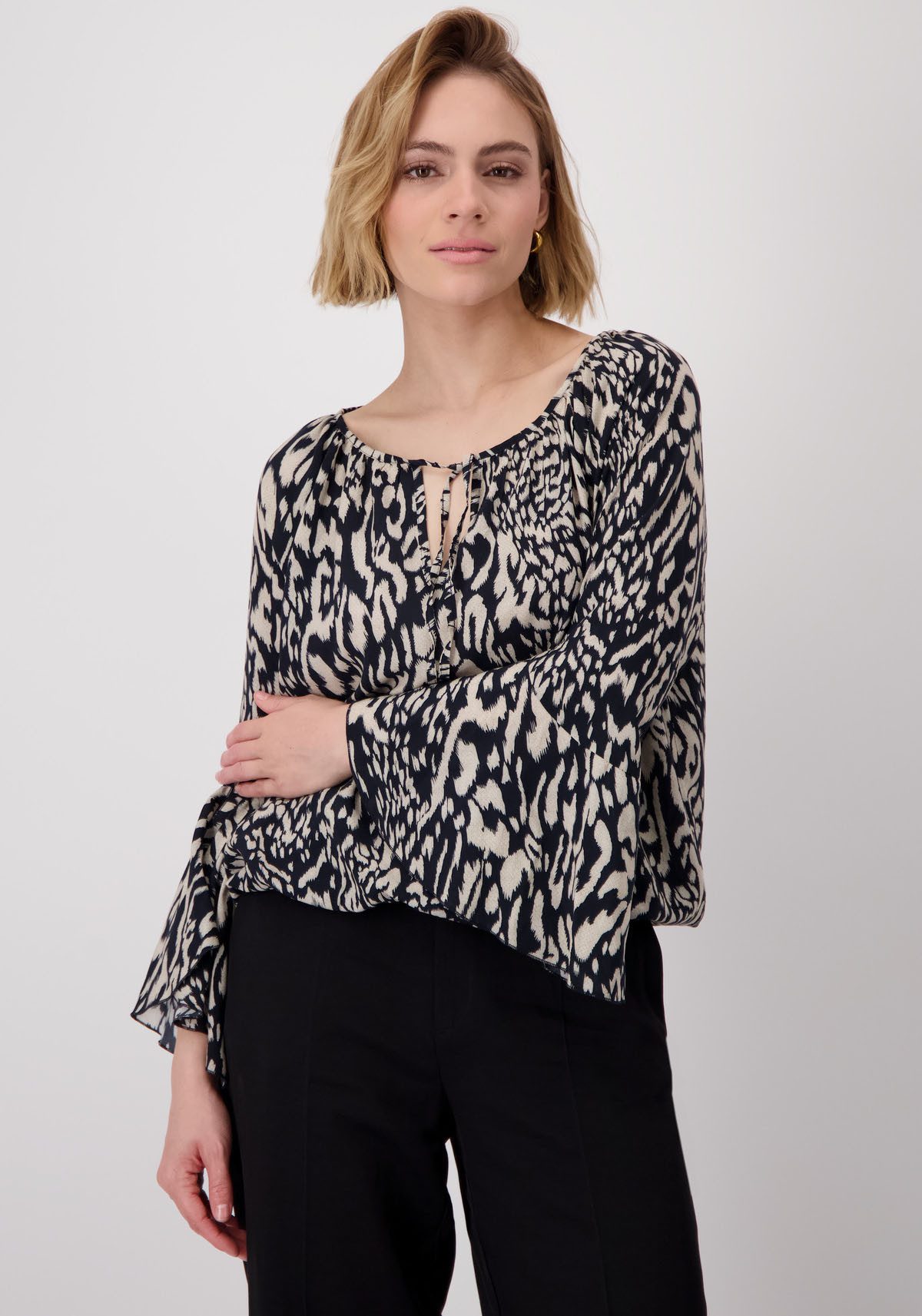 Monari Schlupfbluse mit Animalprint günstig online kaufen