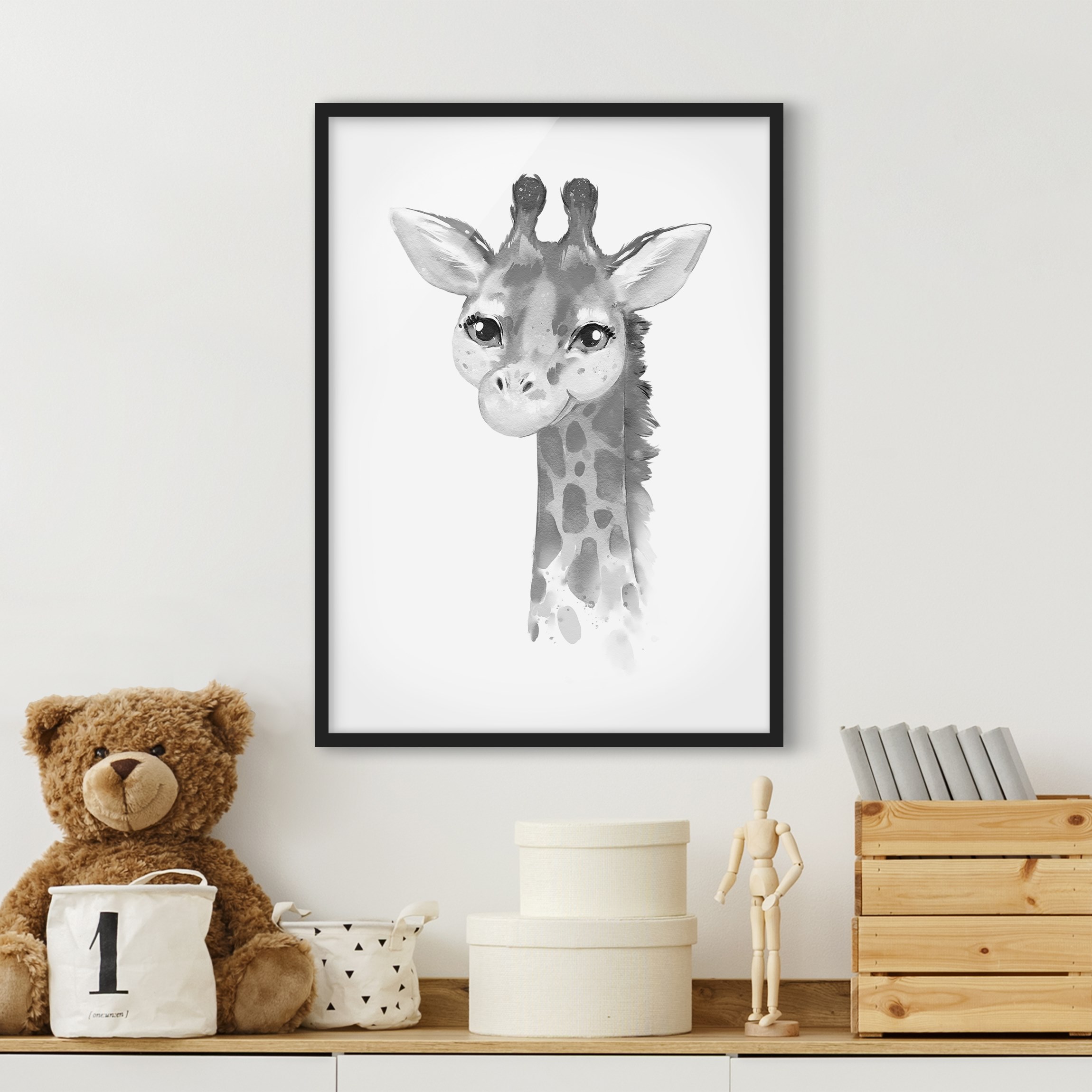 Bild mit Rahmen Portrait Baby Giraffe günstig online kaufen