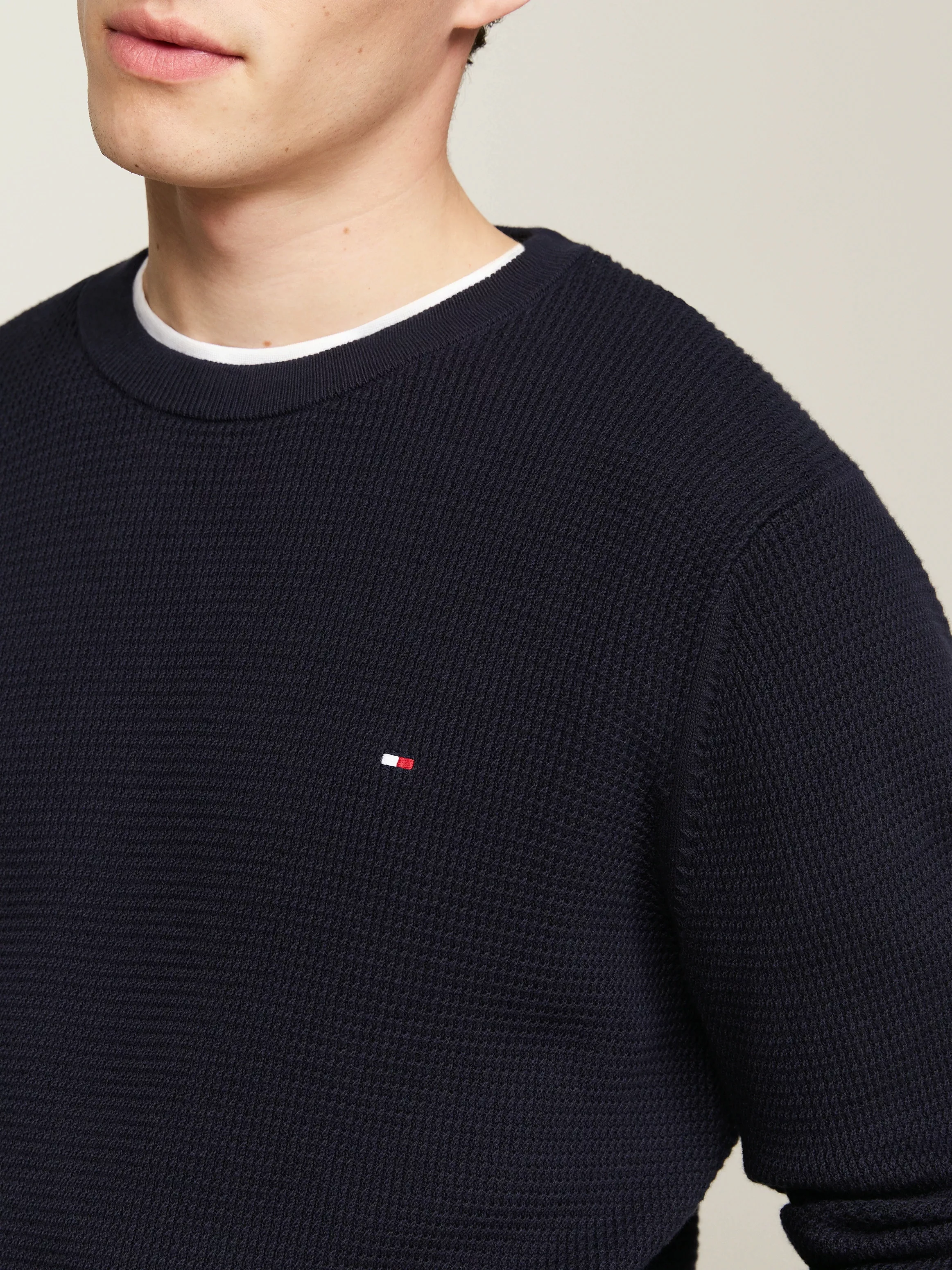 Tommy Hilfiger Rundhalspullover "REFINED STRUCTURE CREW NK", mit feiner Str günstig online kaufen