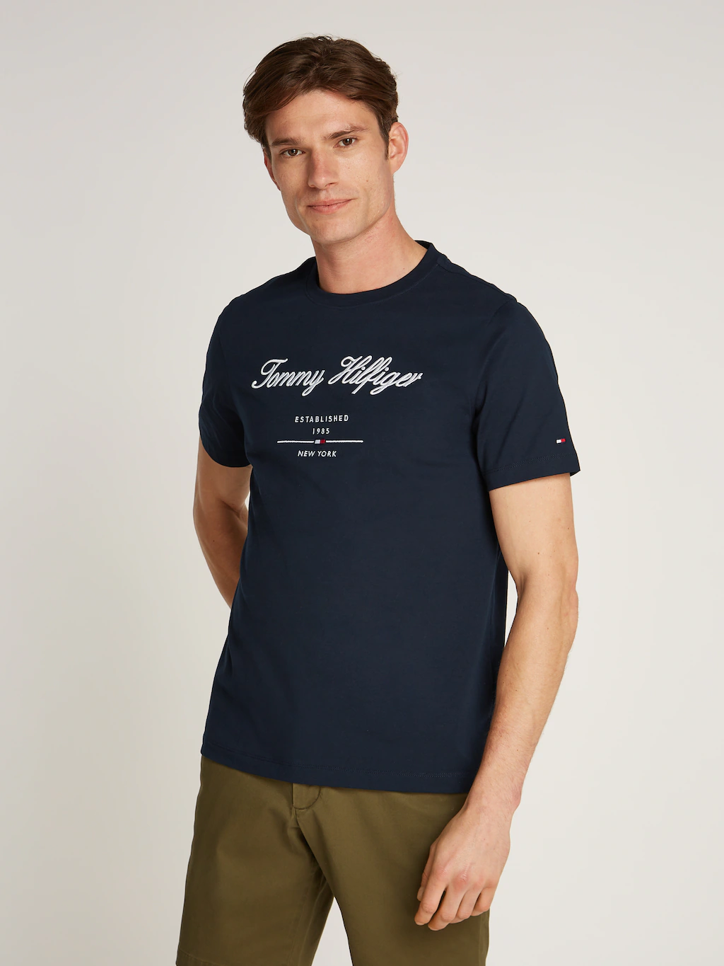 Tommy Hilfiger T-Shirt "SCRIPT LOGO TEE", mit aufgesticktem Logo günstig online kaufen