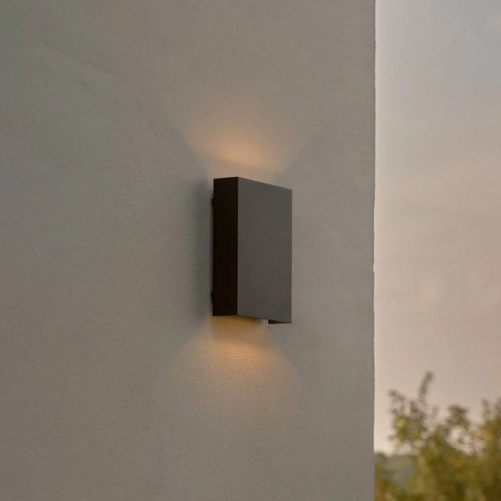 LED-Außenwandlampe Fold Seaside up/down, 15 x 21 cm, schwarz günstig online kaufen
