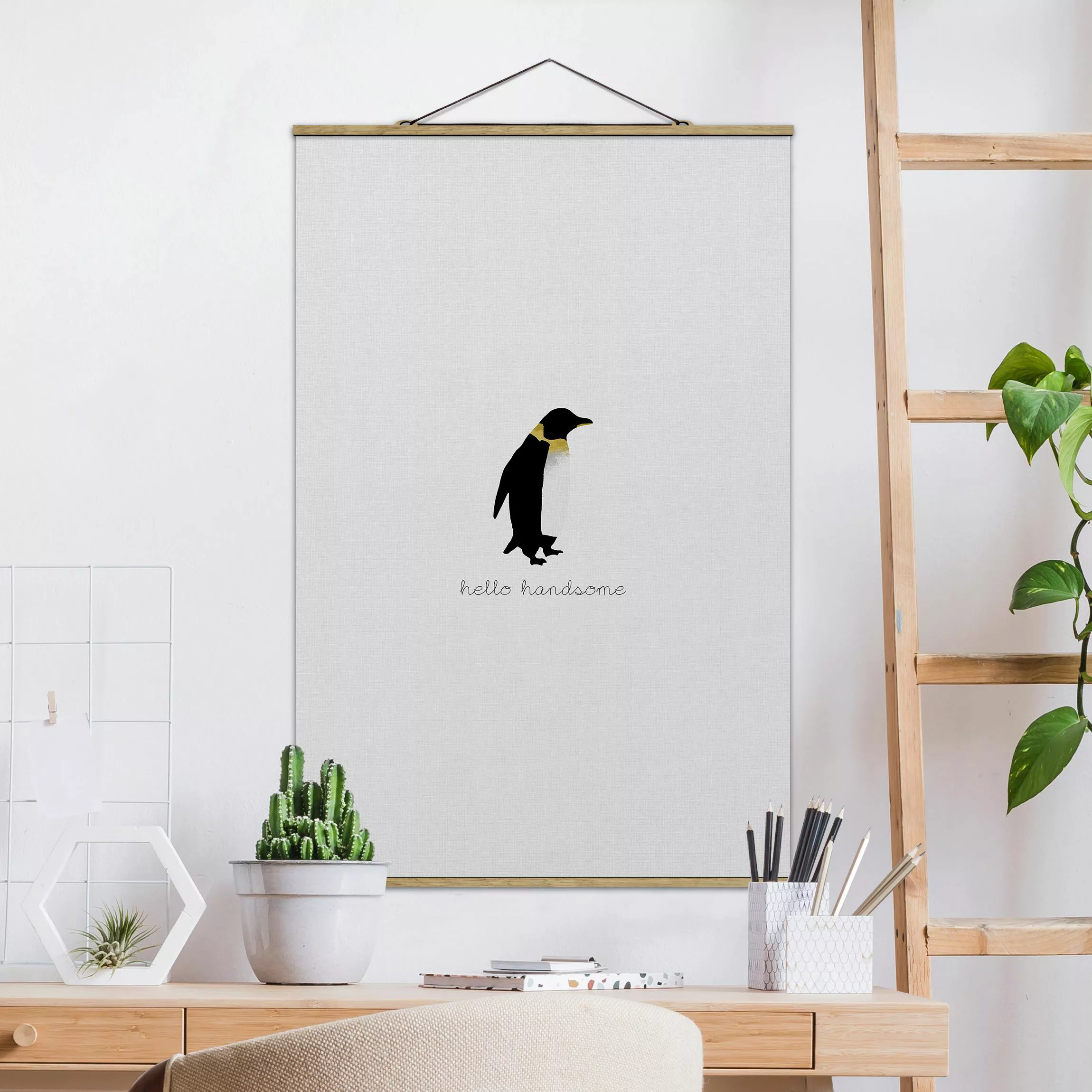 Stoffbild mit Posterleisten Pinguin Zitat Hello Handsome günstig online kaufen