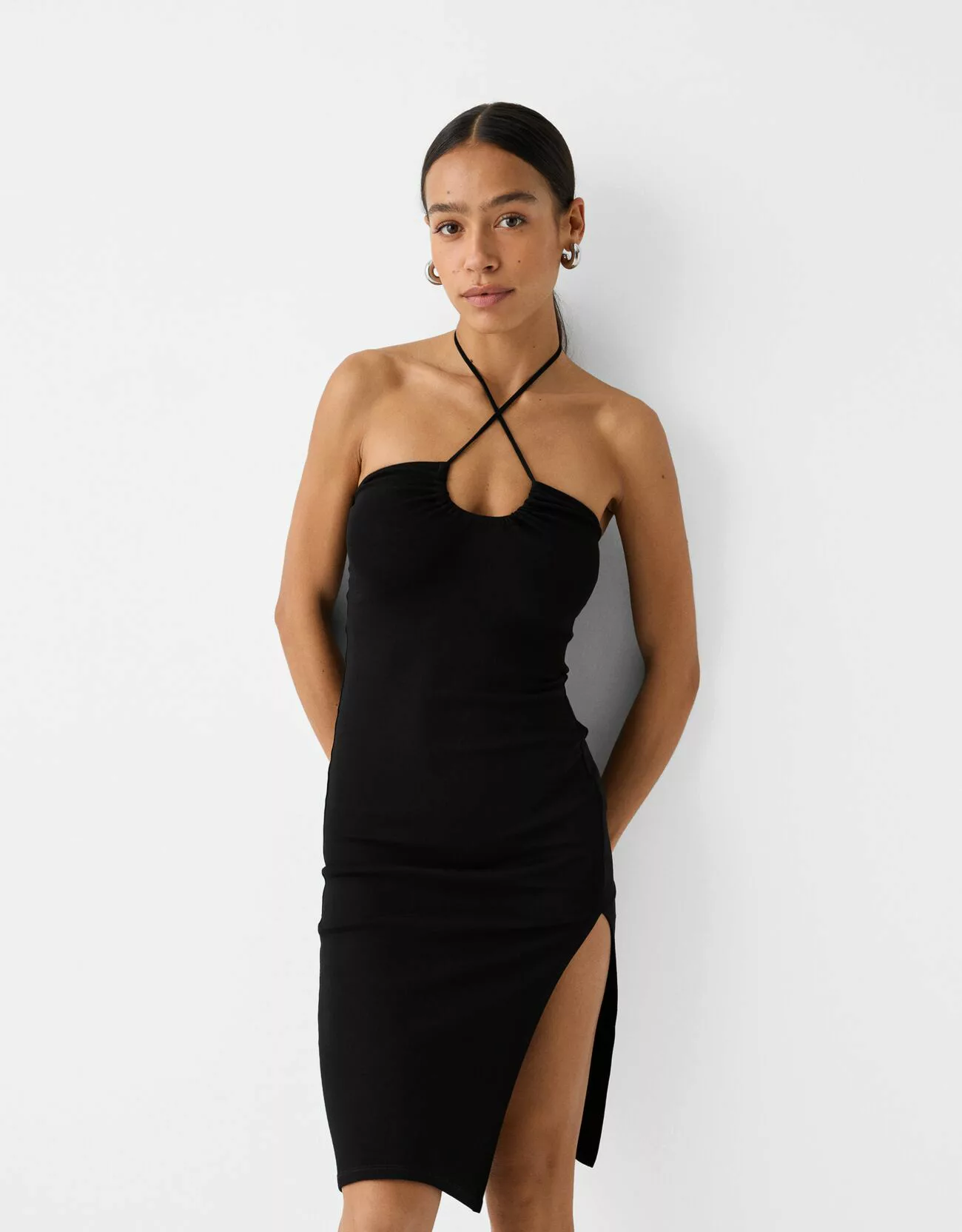 Bershka Midikleid Mit Schlitz Und Raffung Damen Schwarz günstig online kaufen