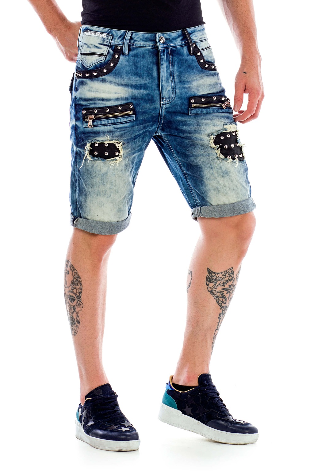 Cipo & Baxx Shorts, mit stylischer Nietenverzierung günstig online kaufen