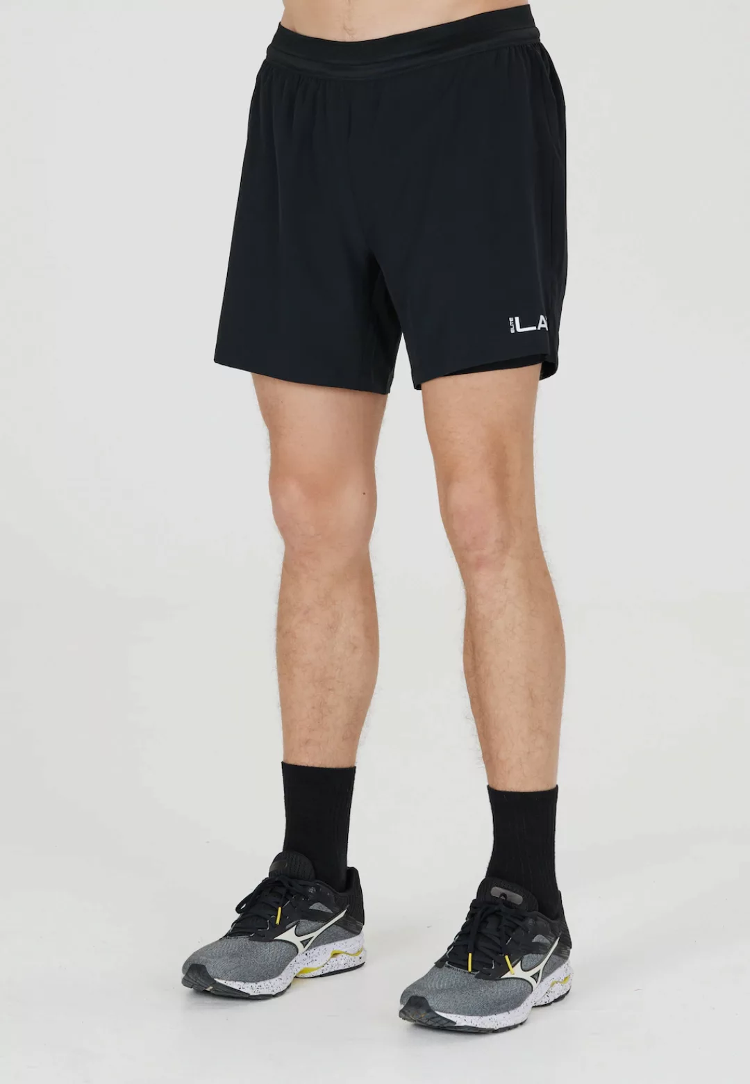 ELITE LAB Shorts "Core", mit enganliegender Innentight günstig online kaufen