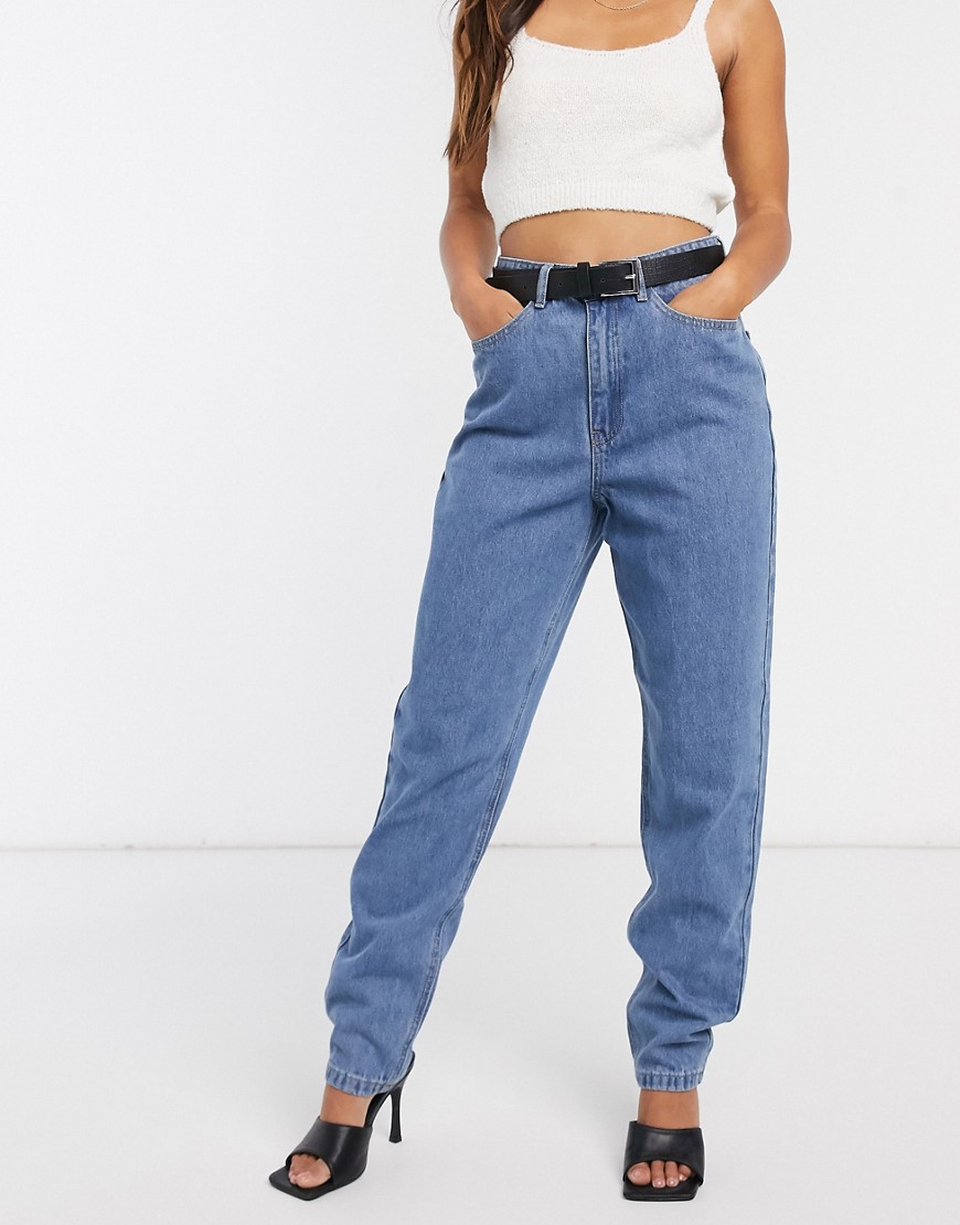 Missguided – Riot – Blaue Mom-Jeans aus festem Material mit hohem Bund günstig online kaufen
