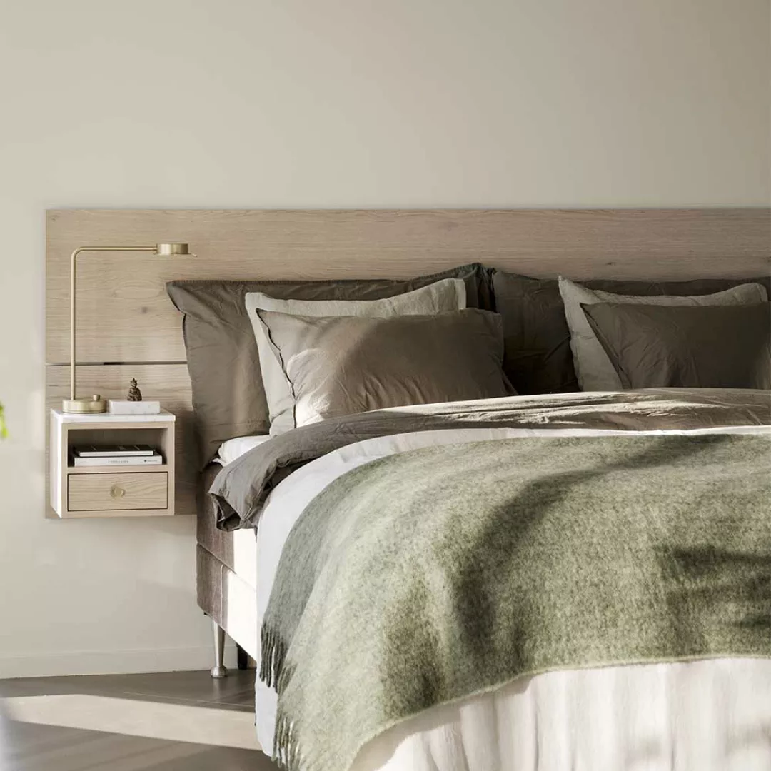 Einzelnes Bett Kopfteil in Holz White Wash Wildeiche Massivholz günstig online kaufen
