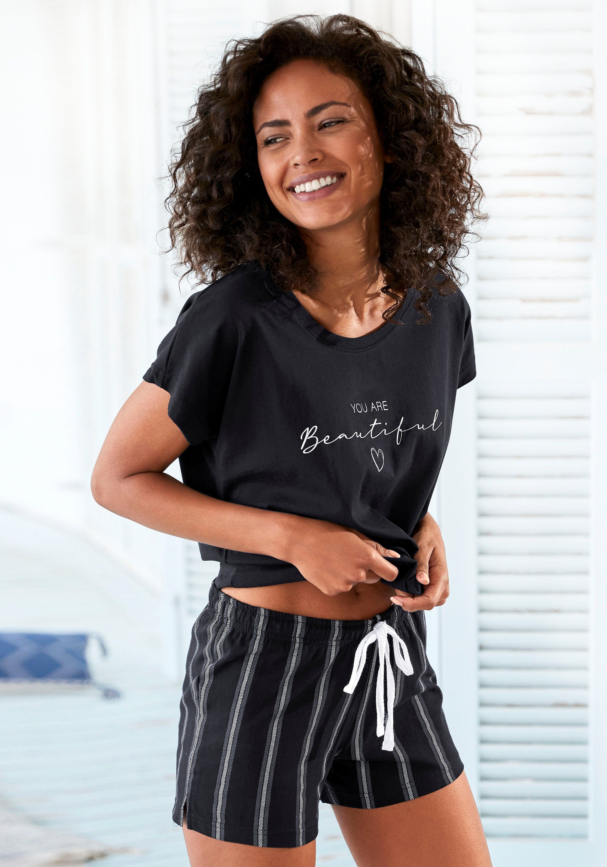 Vivance Dreams Shorty, (2 tlg.), mit Frontdruck günstig online kaufen