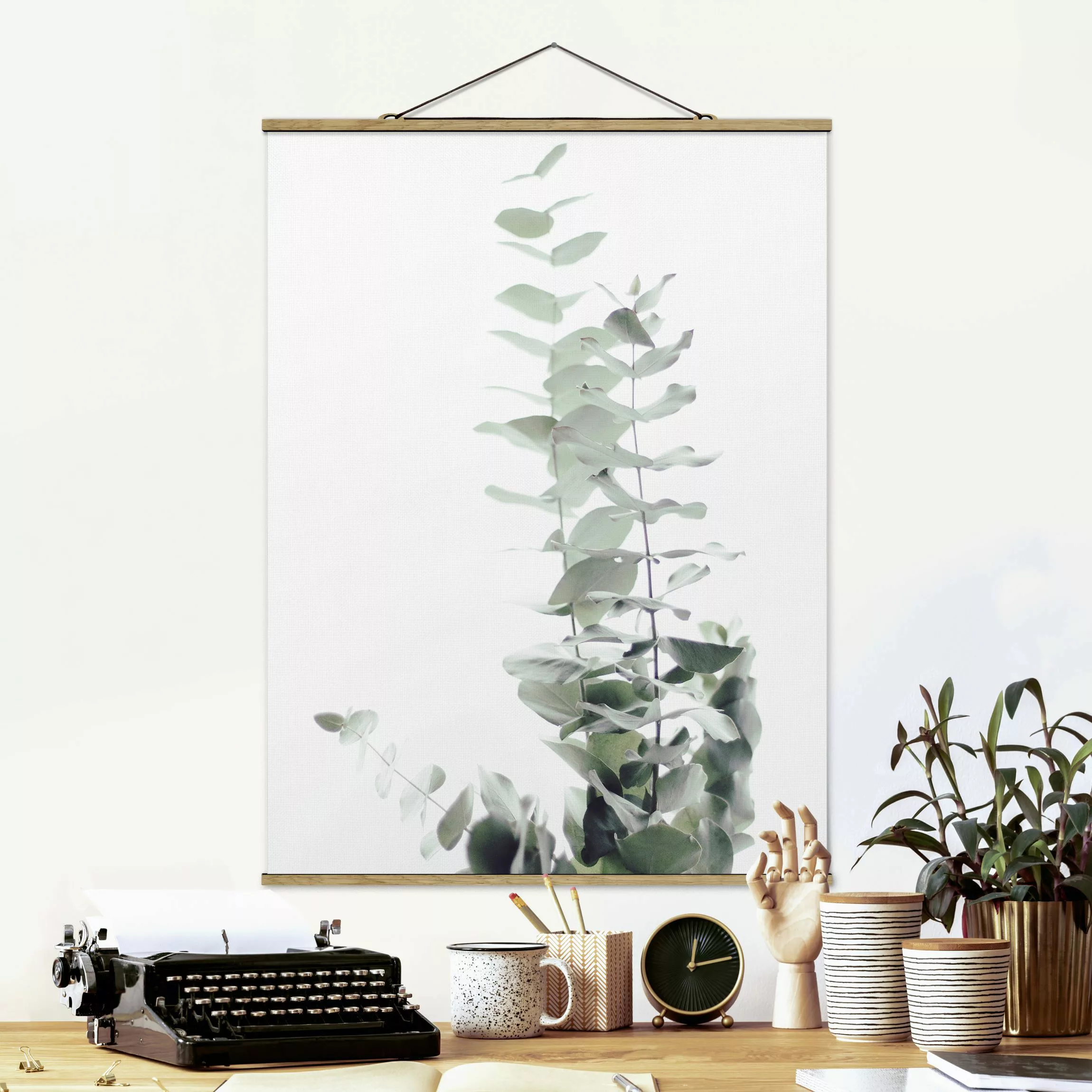 Stoffbild mit Posterleisten Eukalyptus im Weißen Licht günstig online kaufen