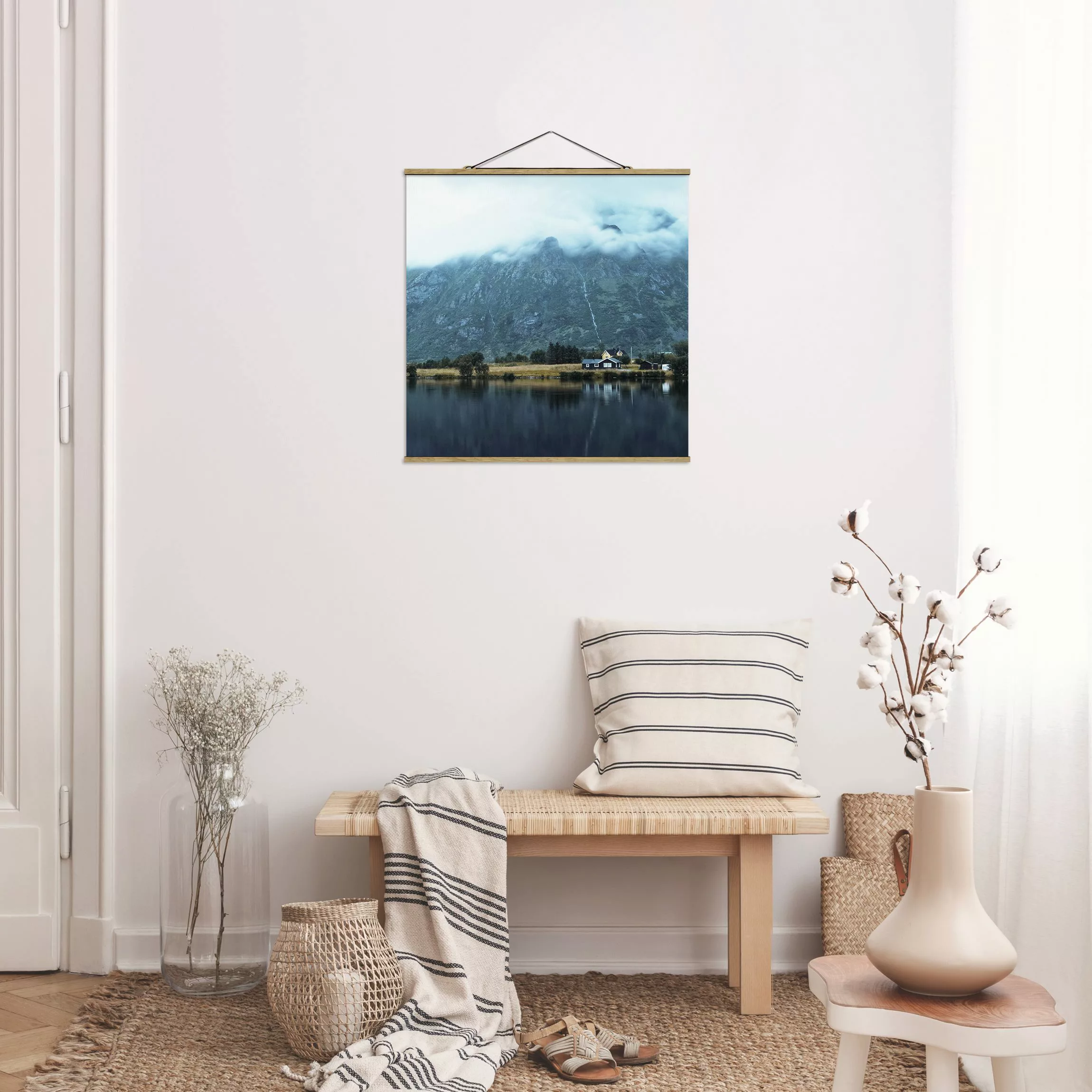 Stoffbild mit Posterleisten Spiegelung auf den Lofoten günstig online kaufen