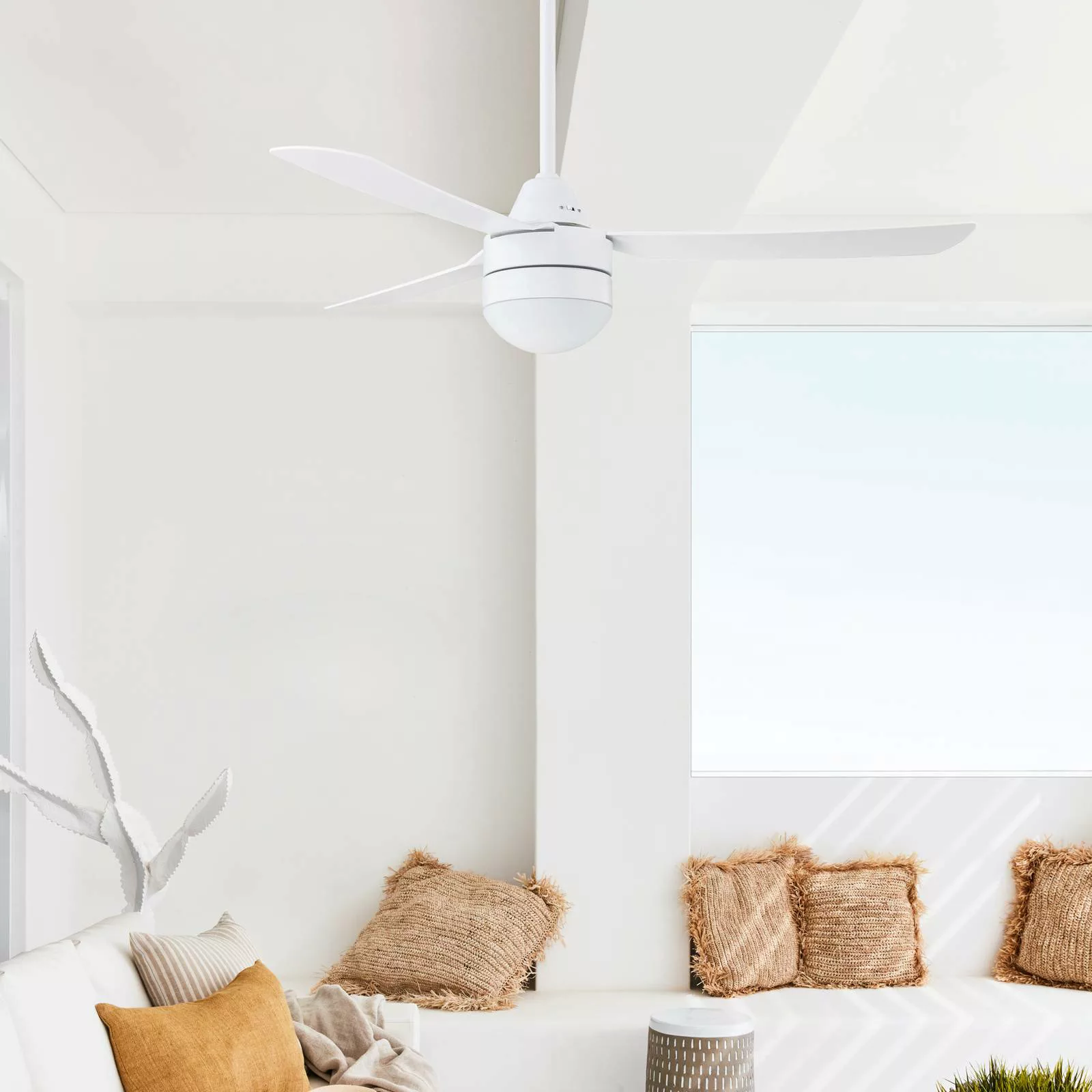 Beacon Deckenventilator mit Licht Megara weiß Ø 122 cm leise günstig online kaufen