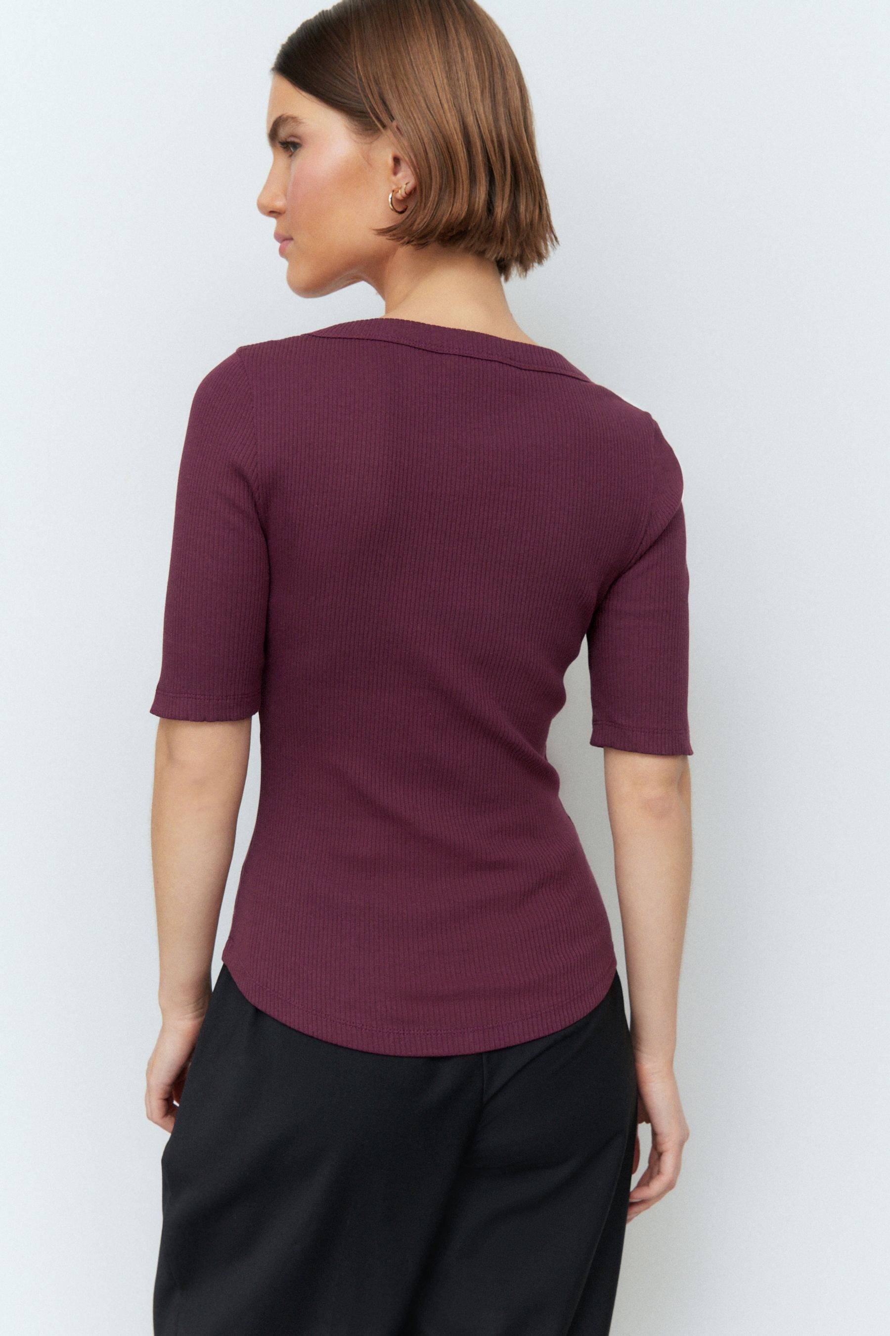Next Henleyshirt Geripptes Henley-Kurzarmoberteil mit Knöpfen günstig online kaufen