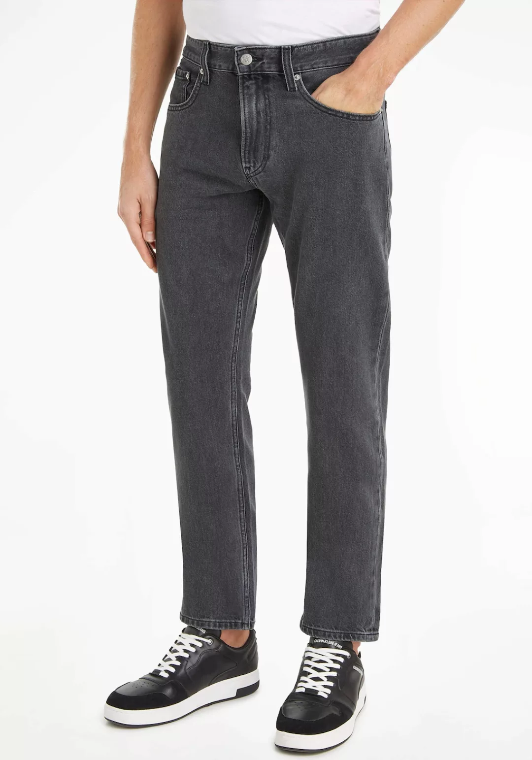 Calvin Klein Jeans Straight-Jeans AUTHENTIC STRAIGHT mit Logo-Badge günstig online kaufen