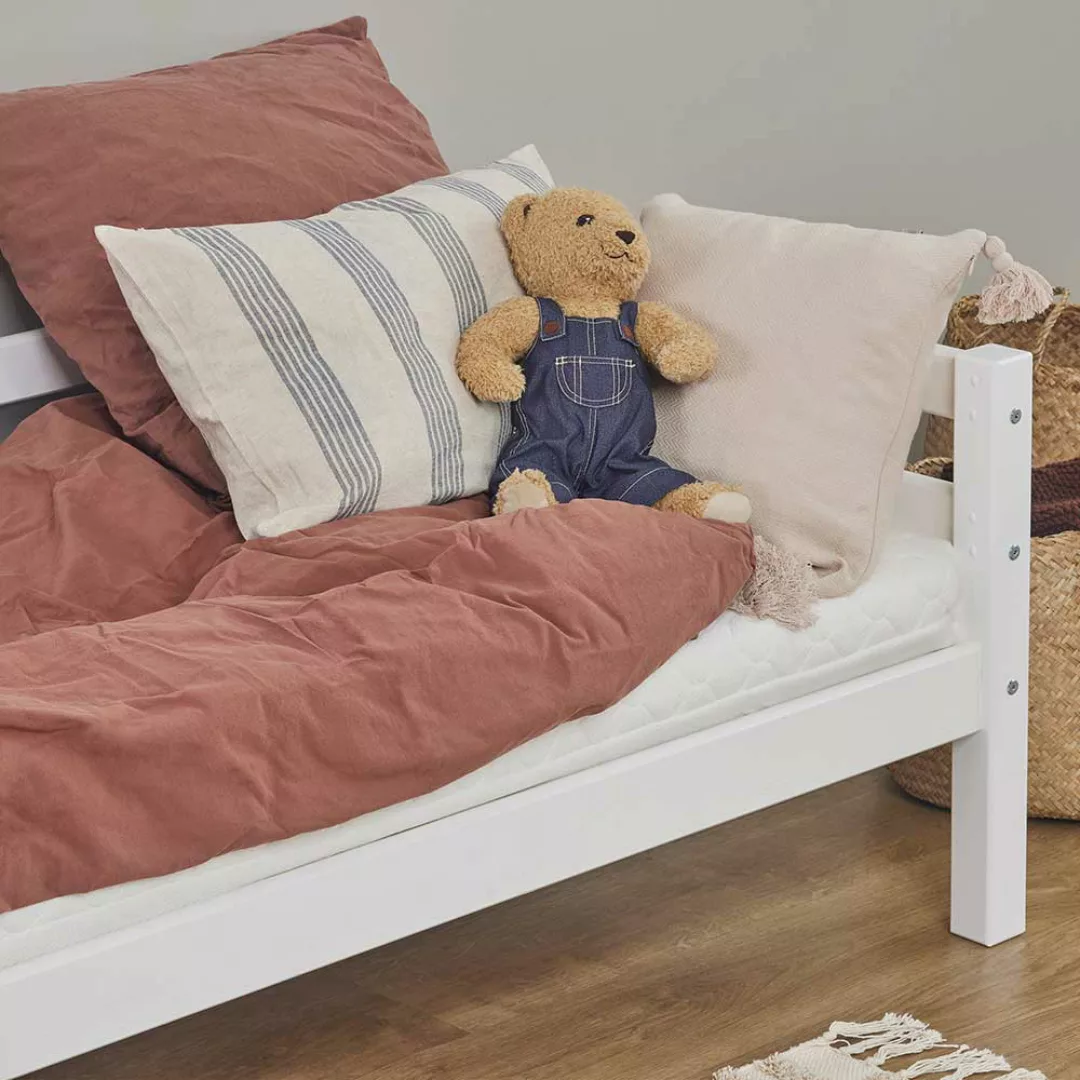 Kinderbett Kleinkinderbett in Weiß aus Massivholz günstig online kaufen