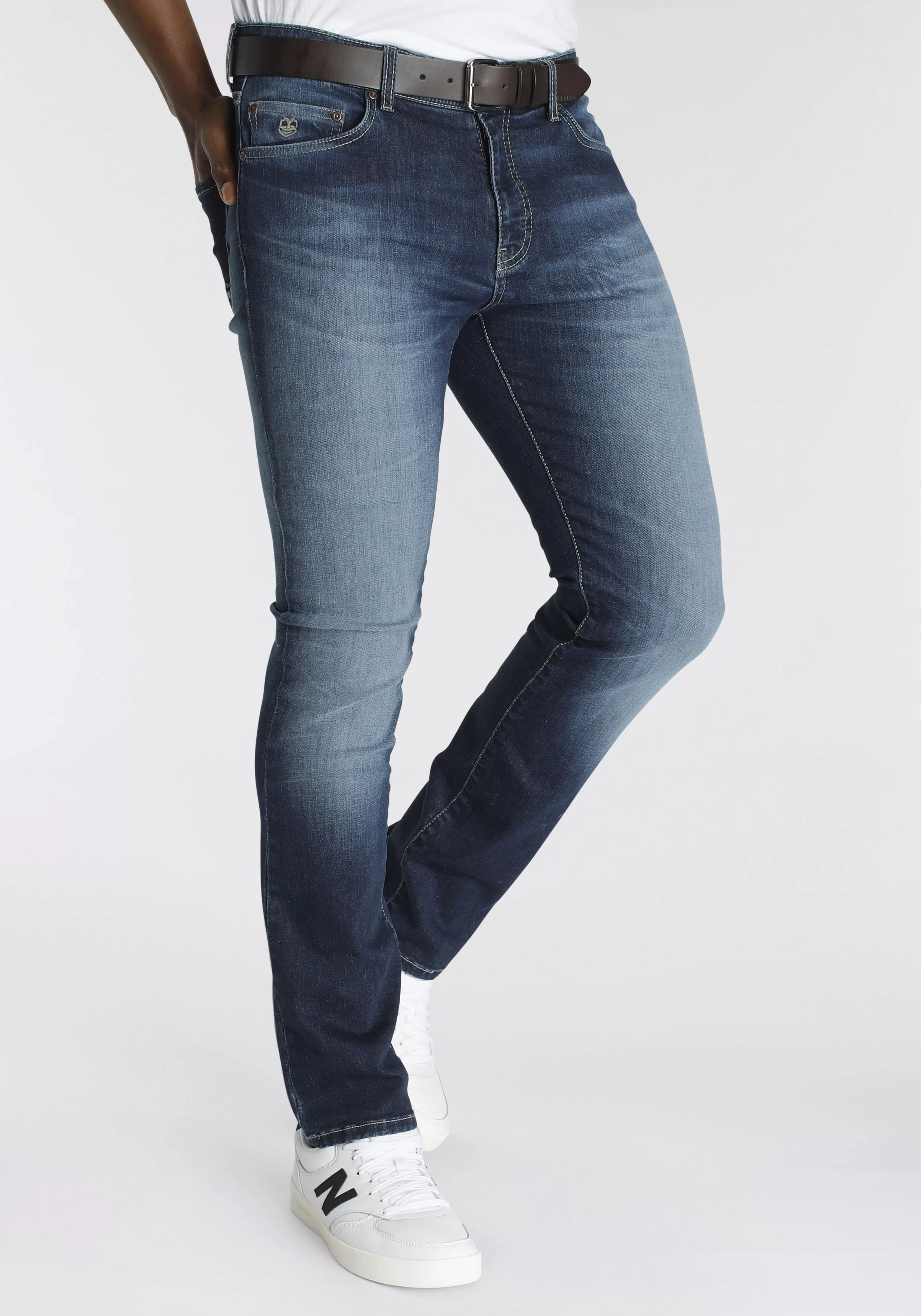 DELMAO Stretch-Jeans ""Reed"", gerader Beinschnitt, Used-Look-Waschung, nie günstig online kaufen