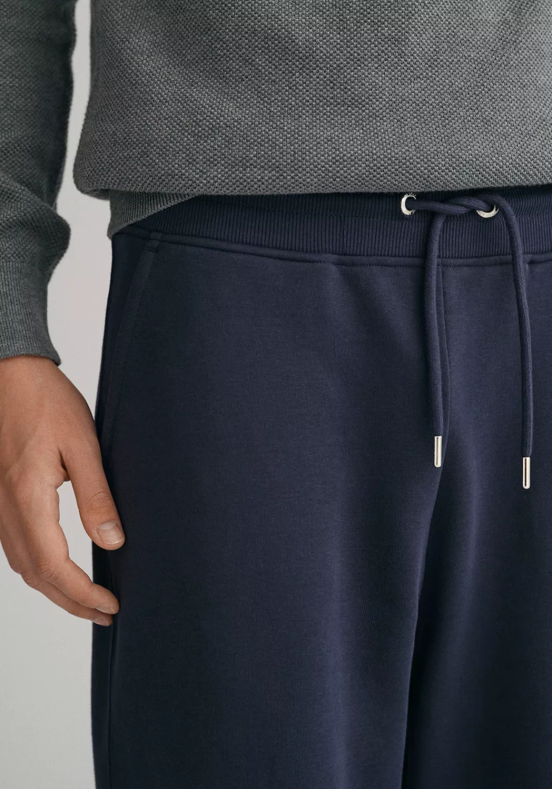 Gant Sweathose "REG SHIELD SWEATPANTS", mit Logostickerei unterhalb des Bun günstig online kaufen