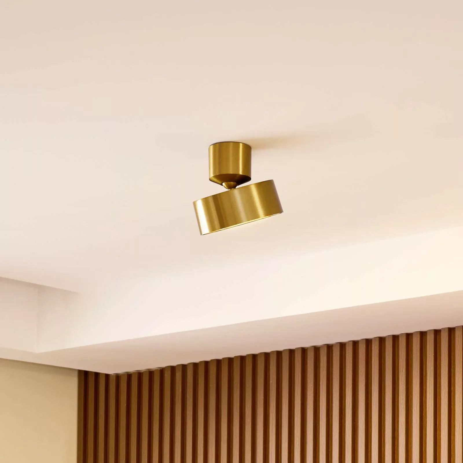 Lindby LED-Strahler Nivoria, goldfarben, 2er-Set, schwenkbar günstig online kaufen