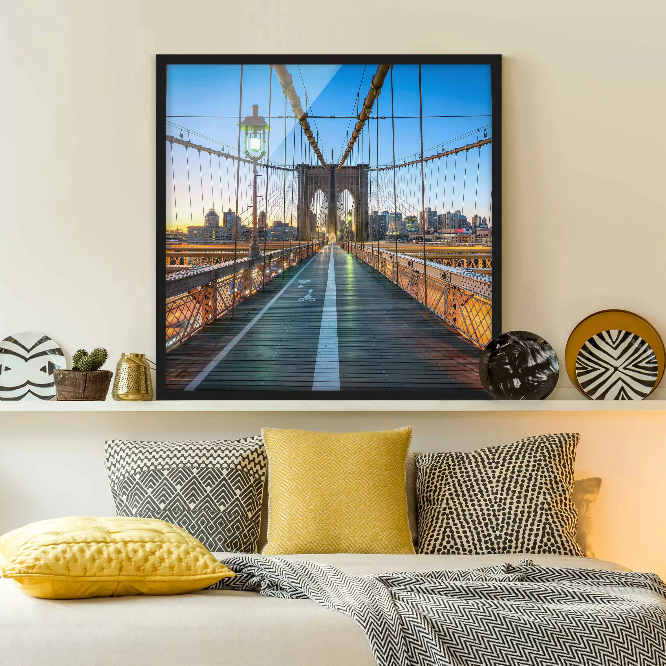 Bild mit Rahmen Morgenblick von der Brooklyn Bridge günstig online kaufen